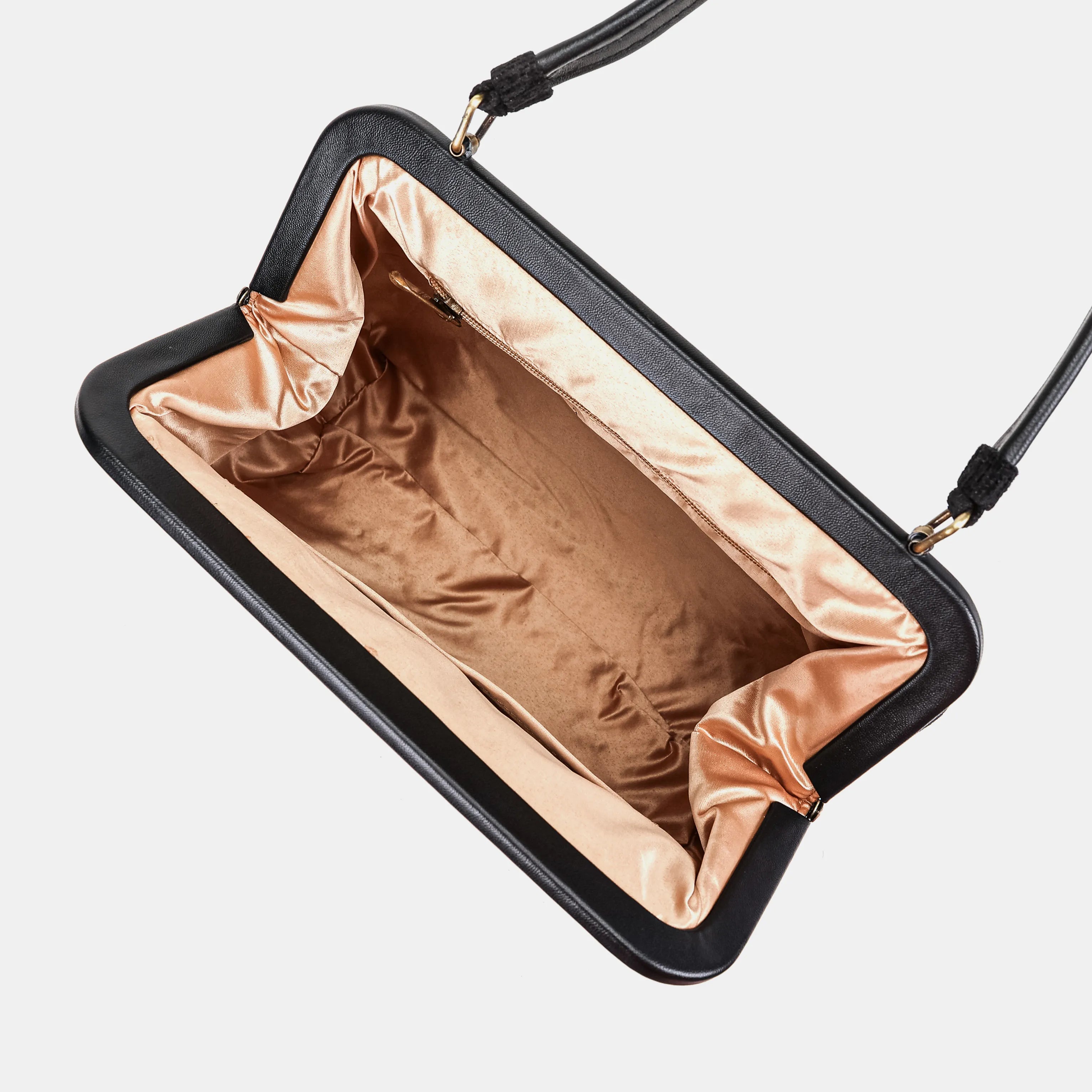 Solid Black | Alma Shoulder Carpet Bag of America inside