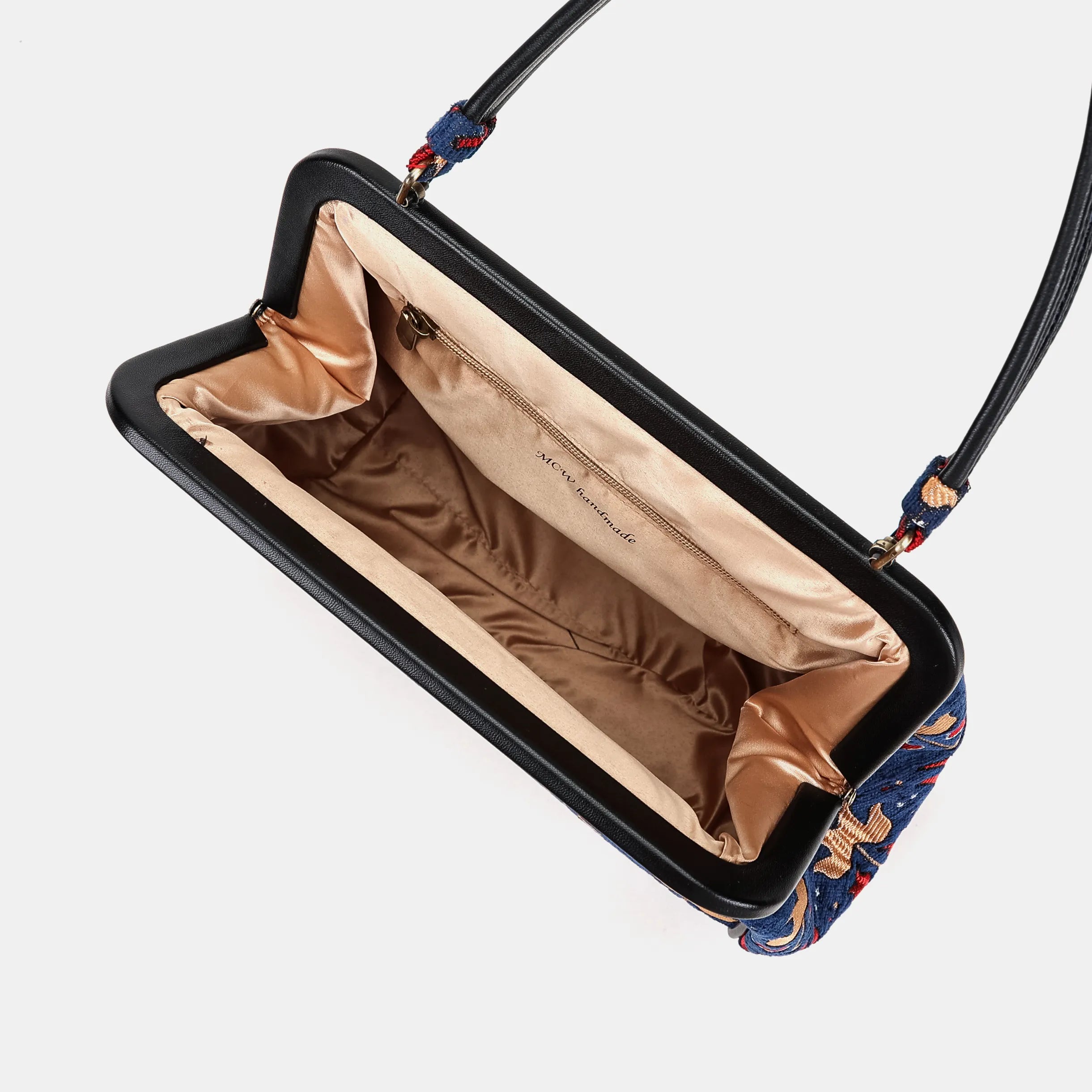 Poppy Bloom Alma Shoulder Carpet Bag inside