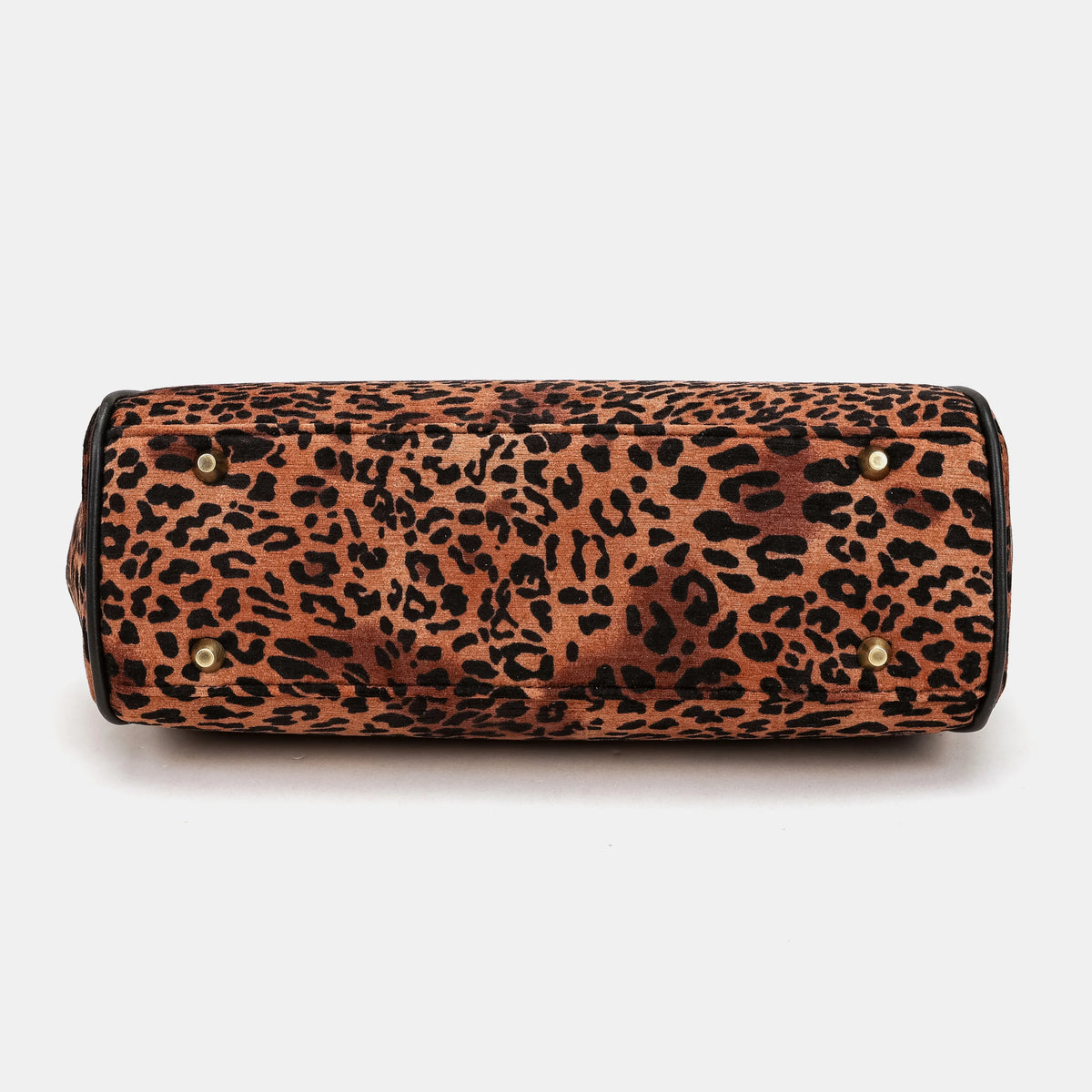 Leopard Classic Alma Shoulder Bag Carpetbag of America bottom