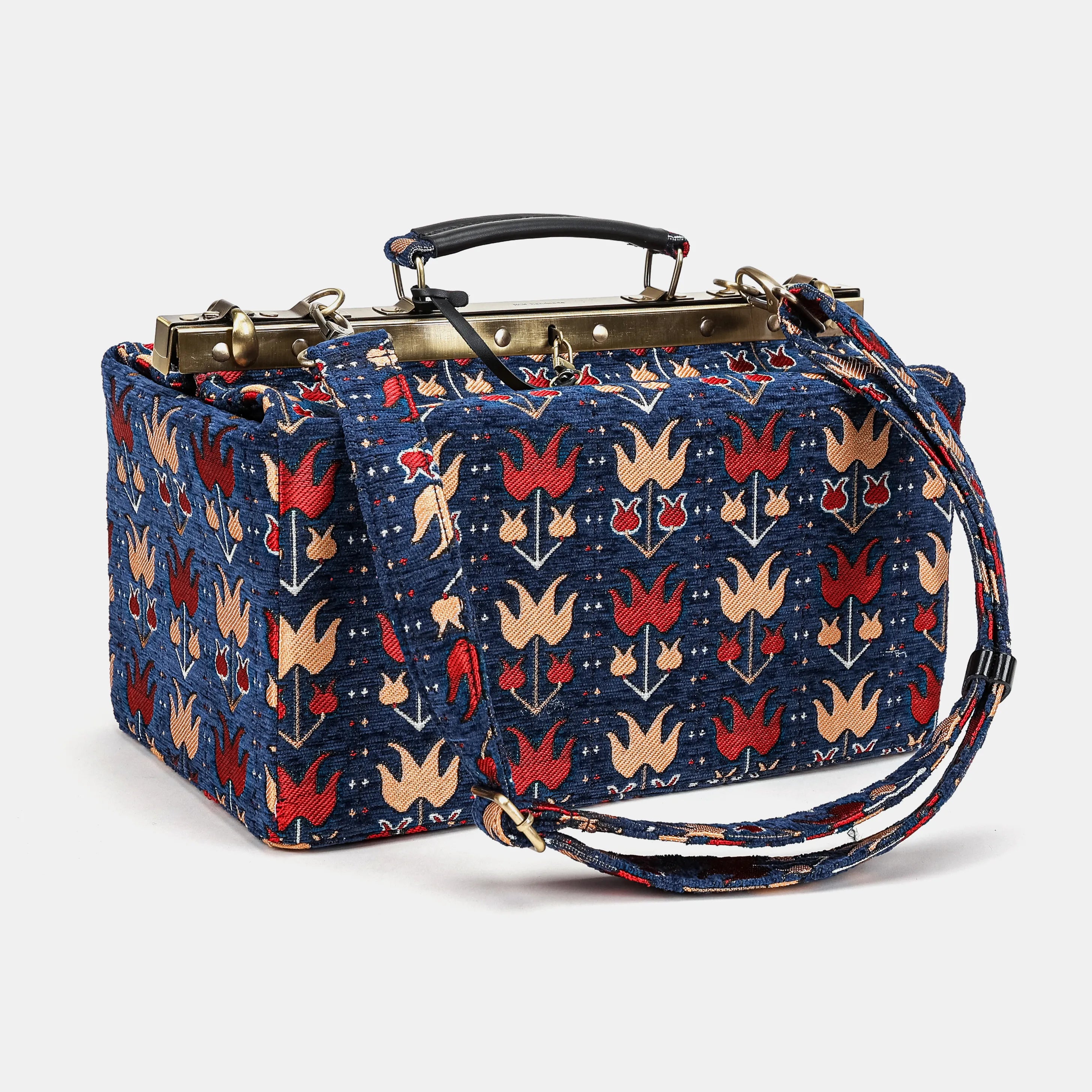 Poppy Bloom Genevieve Gladstone Carpet Doctor Bag of America wit shoulder strap