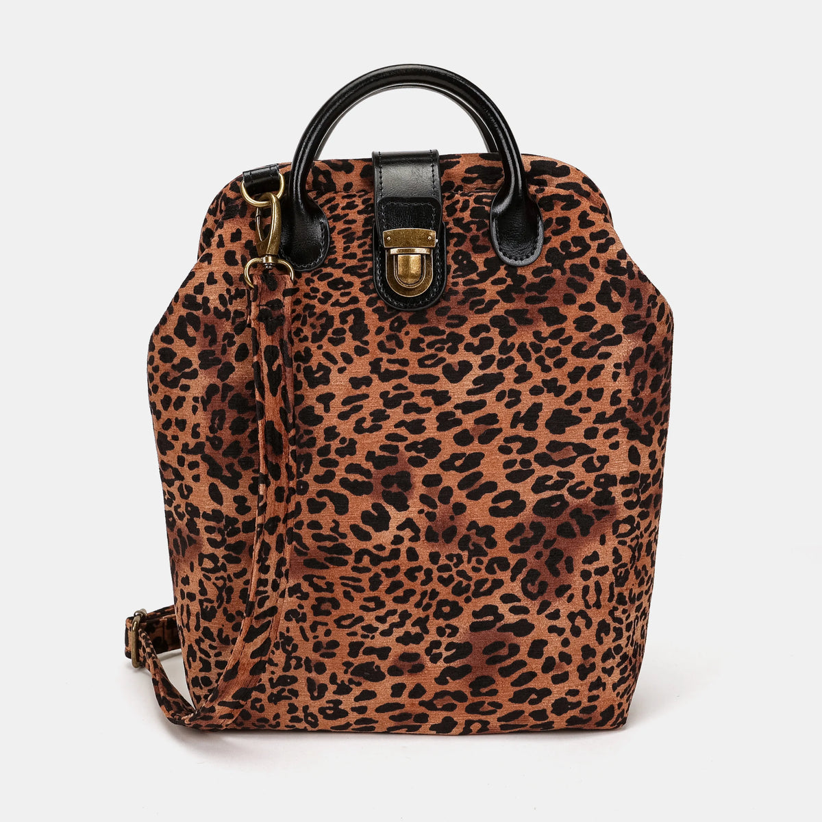 Leopard Classic Everyday Backpack Carpetbag of America overview