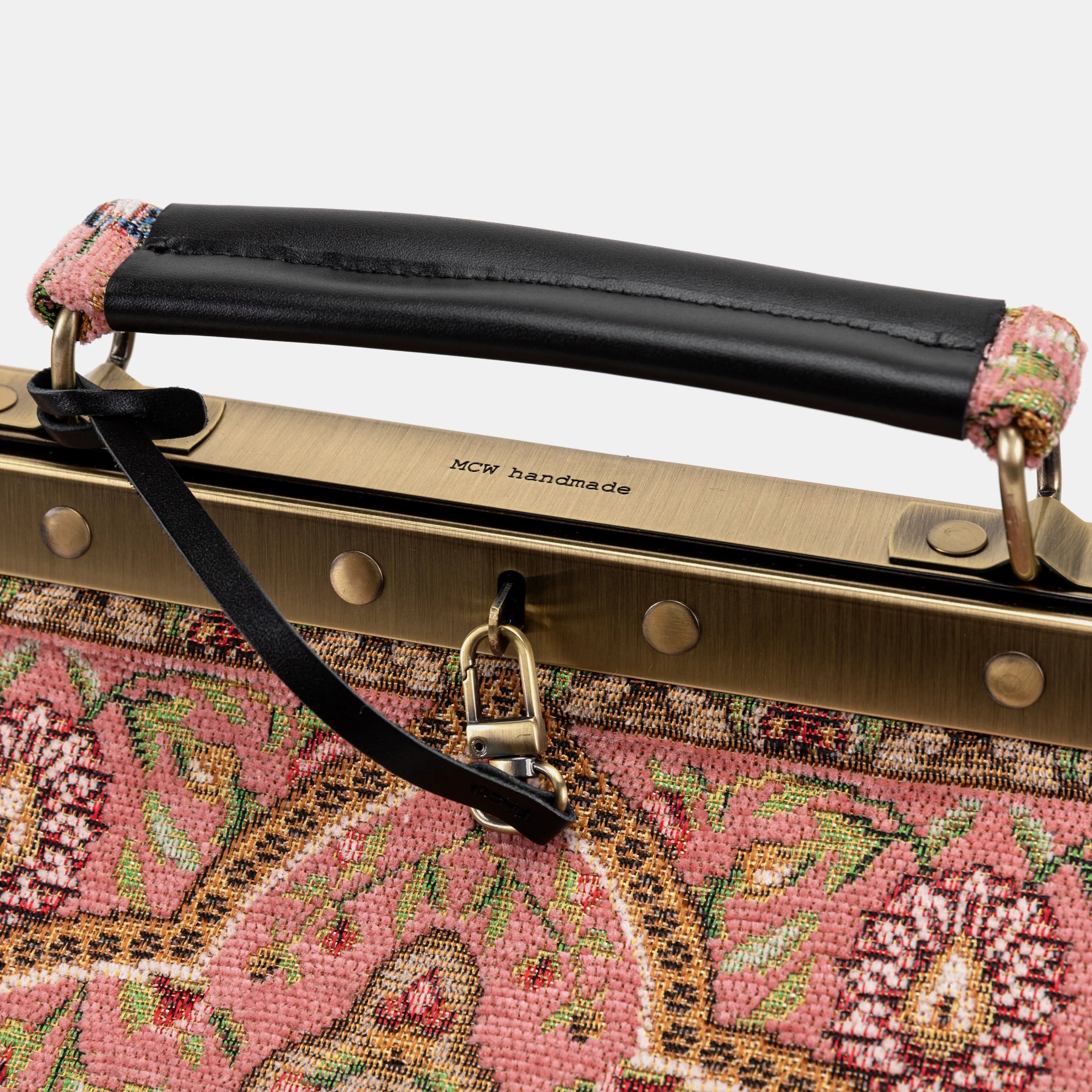 Oriental Pink Vivienne Carpet Purse Gladstone Bag of America logo