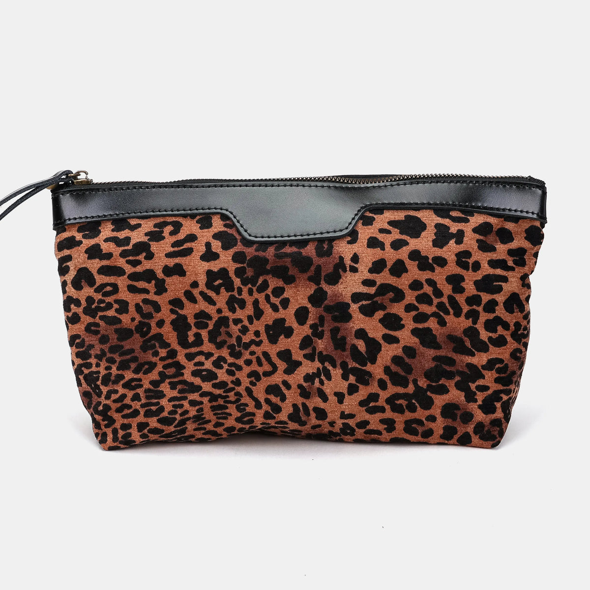 Leopard Classic Carpet Makeup Bag Carpetbag of America main
