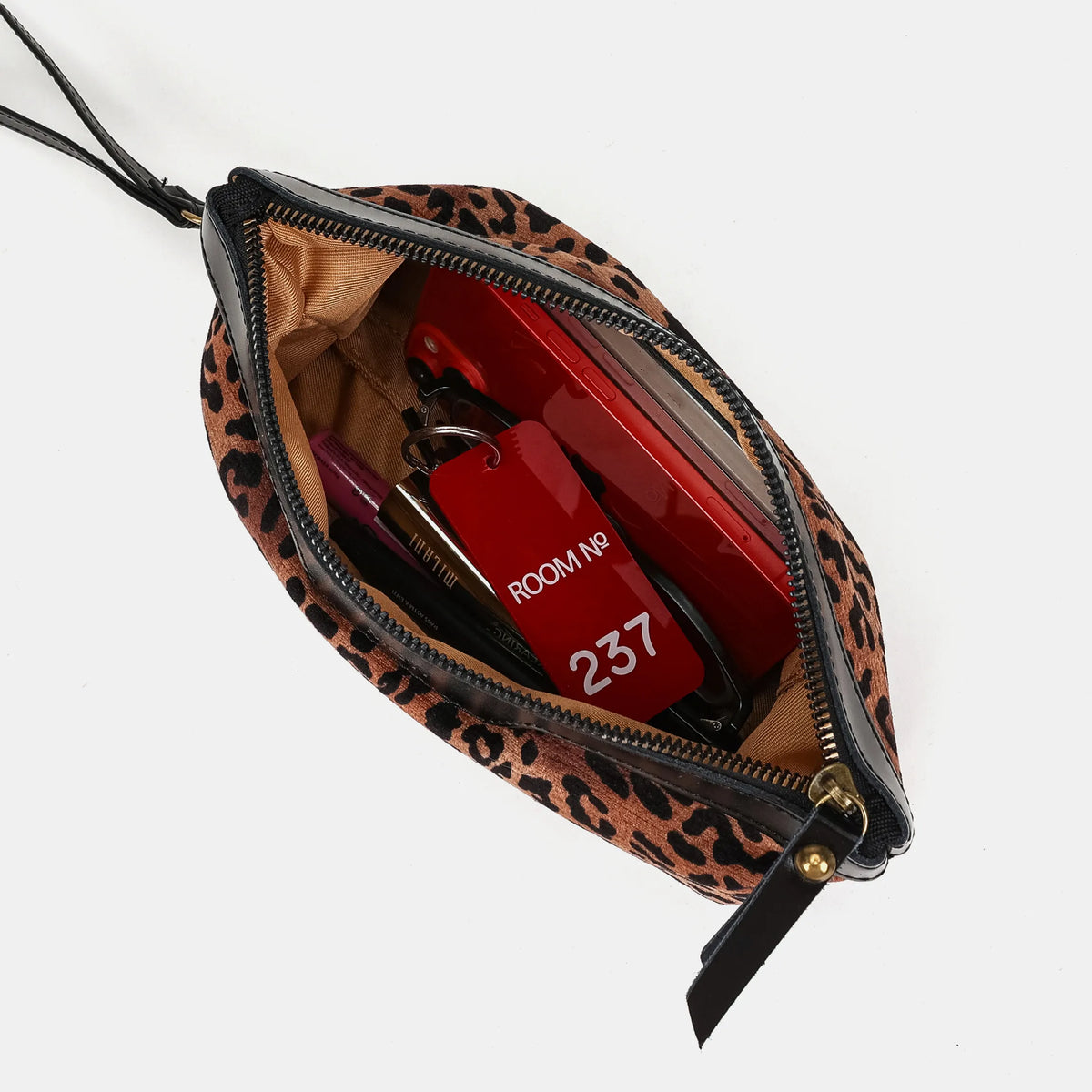 Leopard Classic Wristlet Clutch Carpetbag of America in use