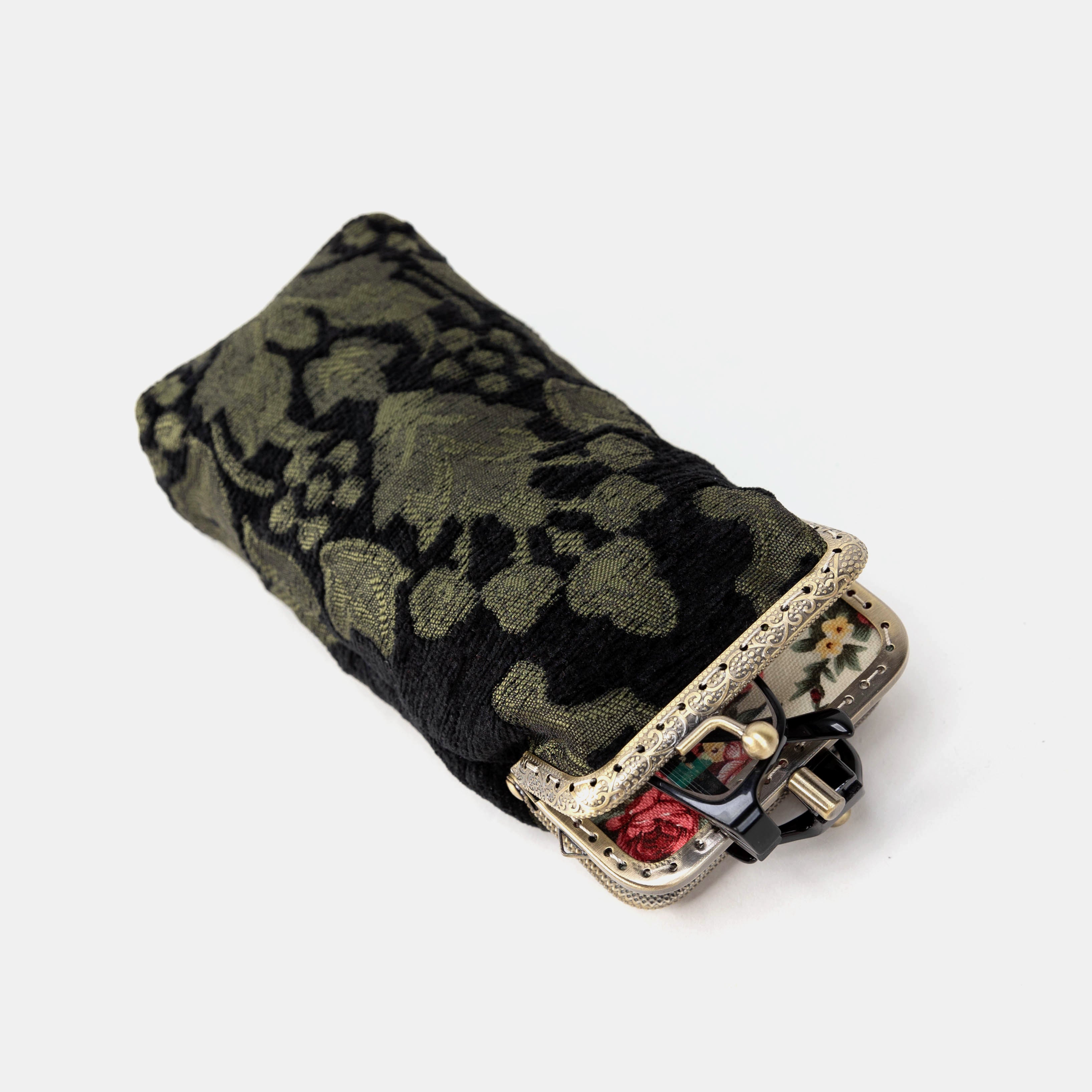 Victorian Blossom Black/Green Carpet Eyeglasses Case