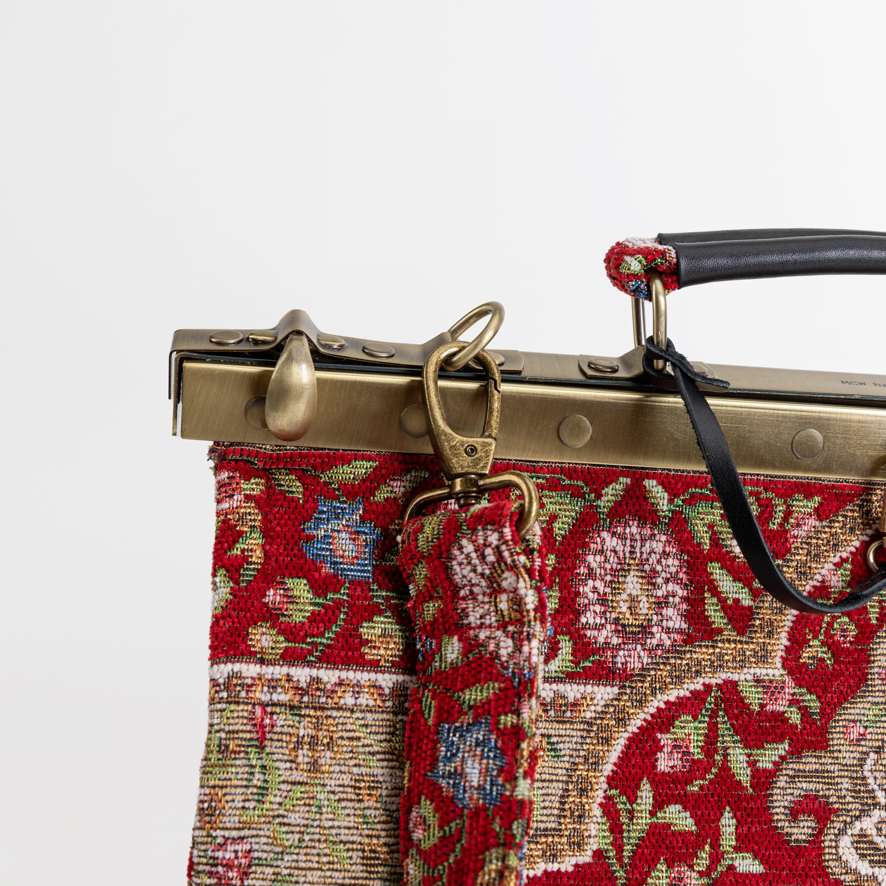 Gladstone Bag Carpet Doctor Bag Victorian Weekender Bag Shoulder Frame Bag Celine Oriental Red Carpetbagger Carpetbag of America shoulder strap clasp