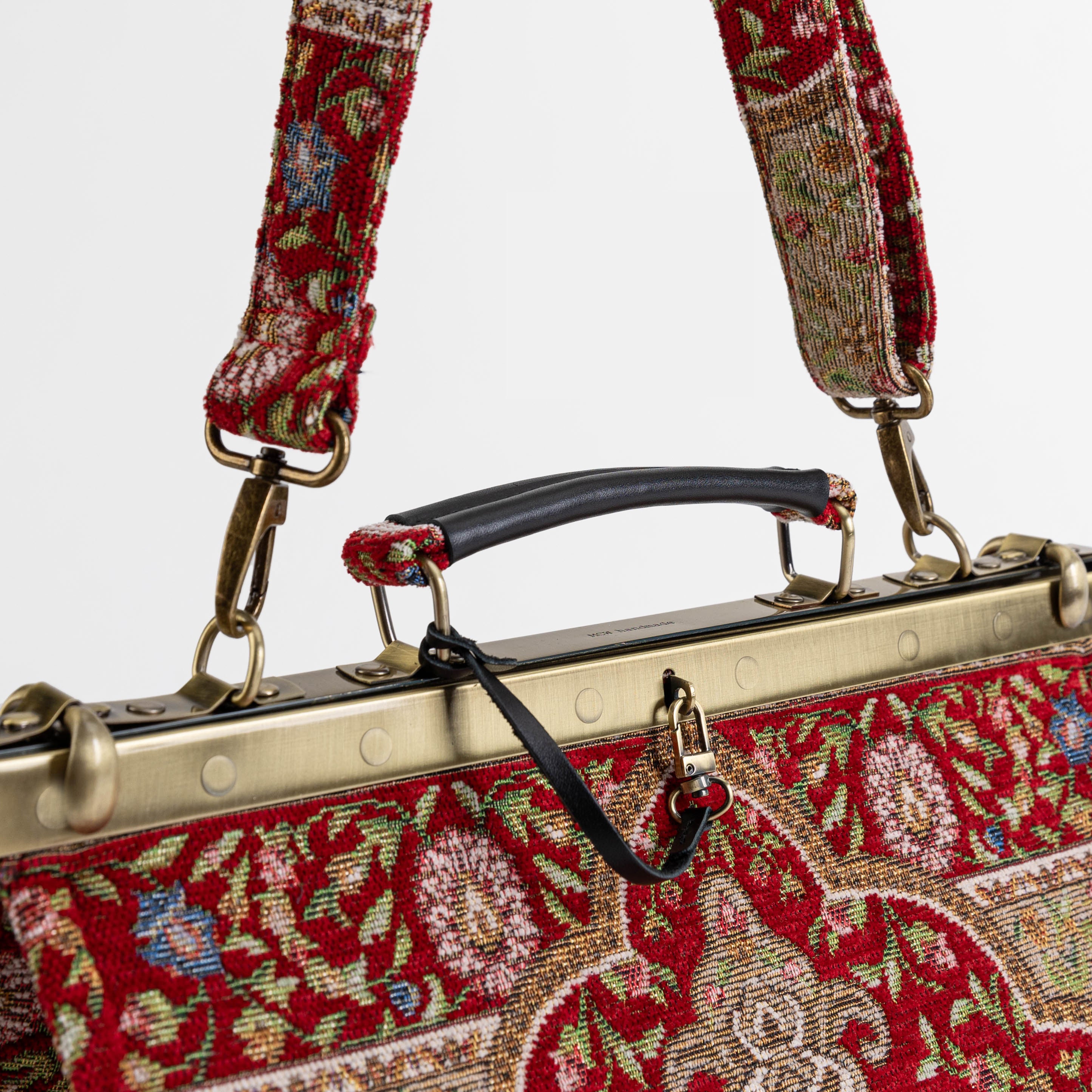 Gladstone Bag Carpet Doctor Bag Victorian Weekender Bag Shoulder Frame Bag Celine Oriental Red Carpetbagger Carpetbag of America handle