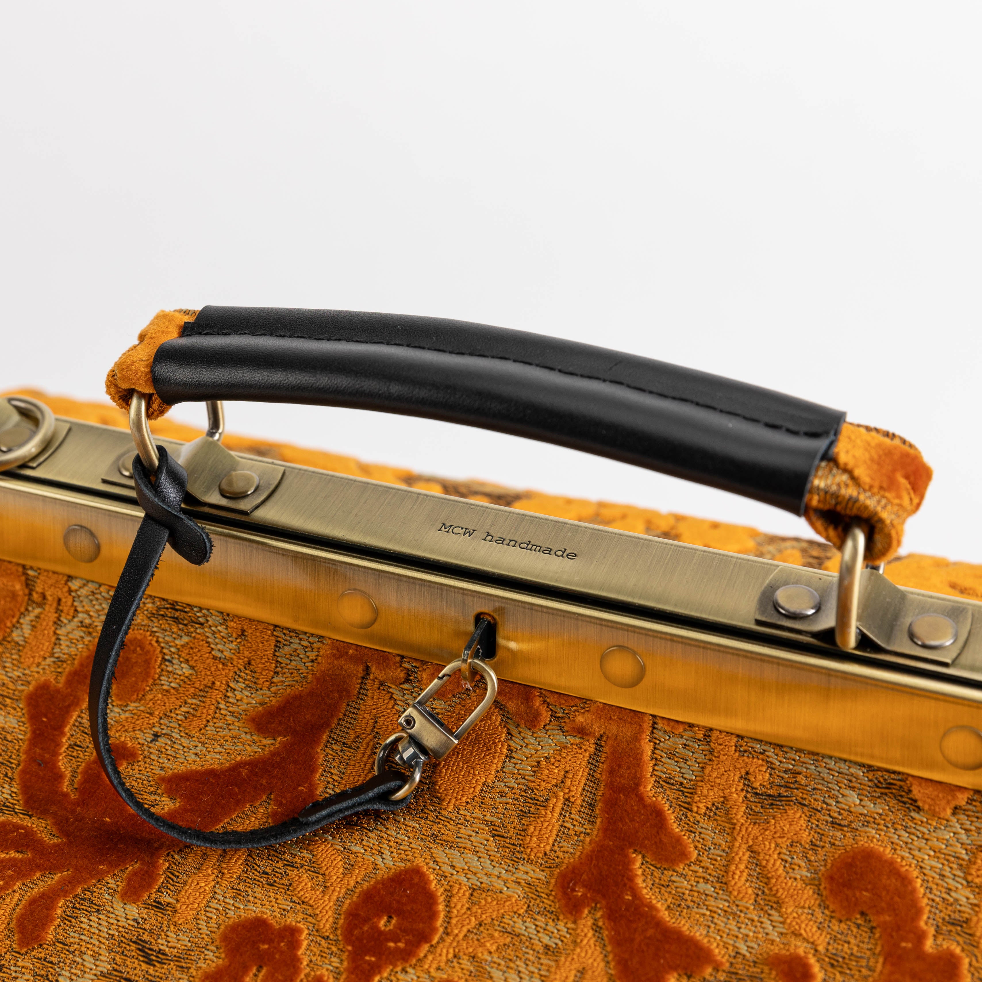 Gladstone Bag Carpet Doctor Bag Victorian Weekender Bag Shoulder Frame Bag Genevieve Burnout Velvet Orange Carpetbagger Carpetbag of America logo