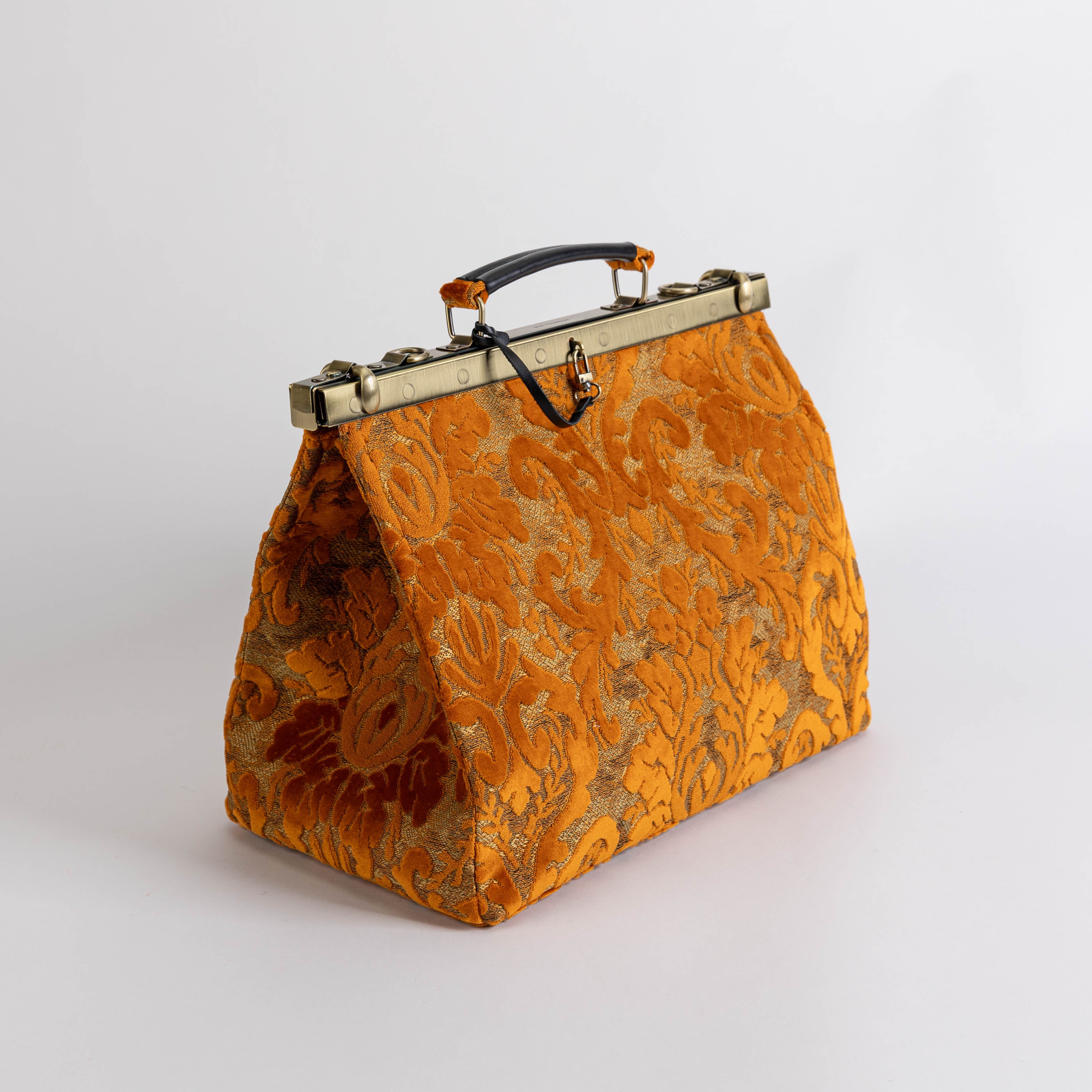 Gladstone Bag Carpet Doctor Bag Victorian Weekender Bag Shoulder Frame Bag Celine Burnout Velvet Orange Carpetbagger Carpetbag of America side