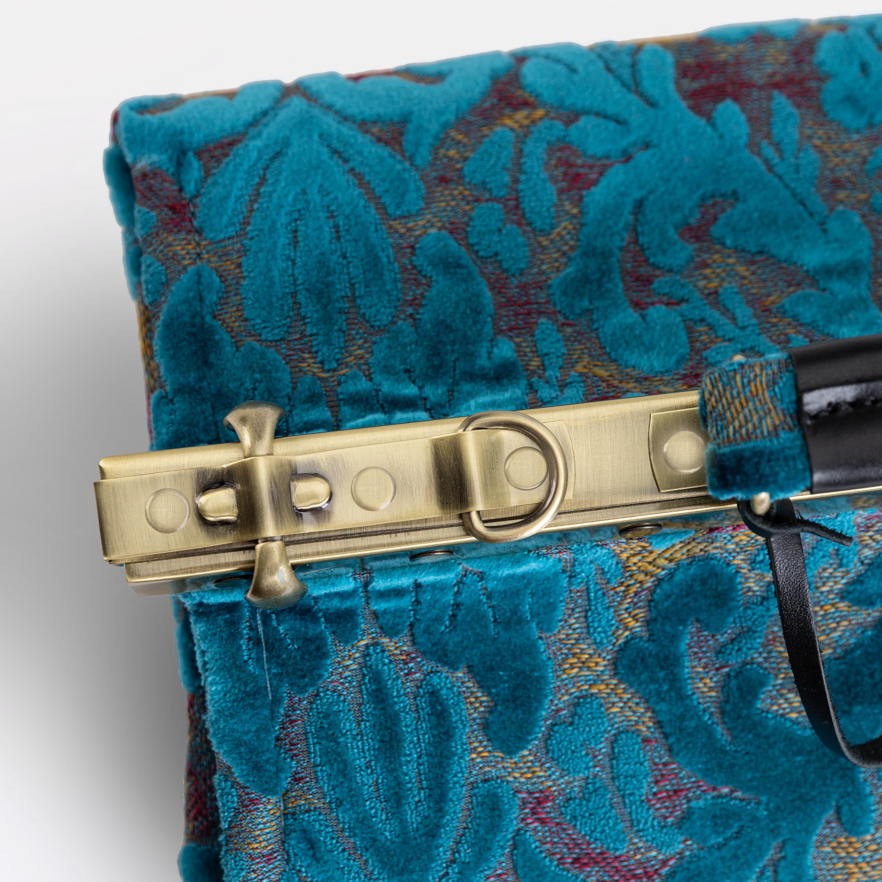 Gladstone Bag Carpet Doctor Bag Victorian Weekender Bag Shoulder Frame Bag Genevieve Burnout Velvet Aqua Blue Carpetbagger Carpetbag of America  frame