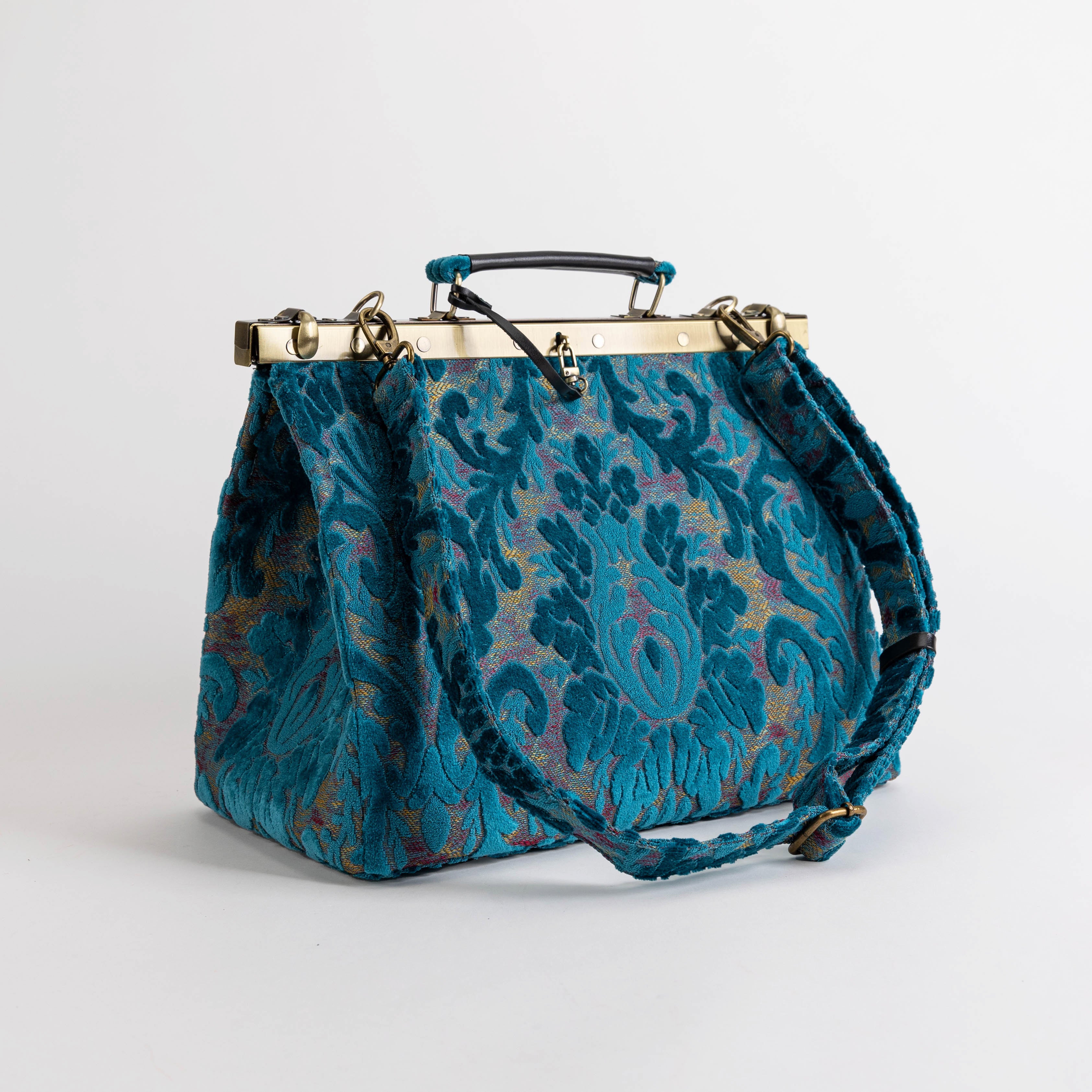 Gladstone Bag Carpet Doctor Bag Victorian Weekender Bag Shoulder Frame Bag Celine Burnout Velvet Aqua Blue Carpetbagger Carpetbag of America with shoulder strap