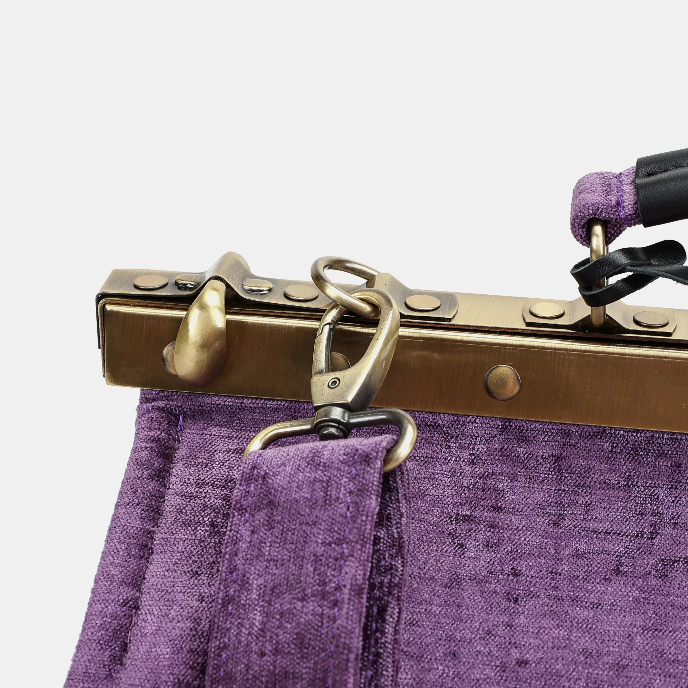 Solid Purple Genevieve Carpet Gladstone Bag clasp