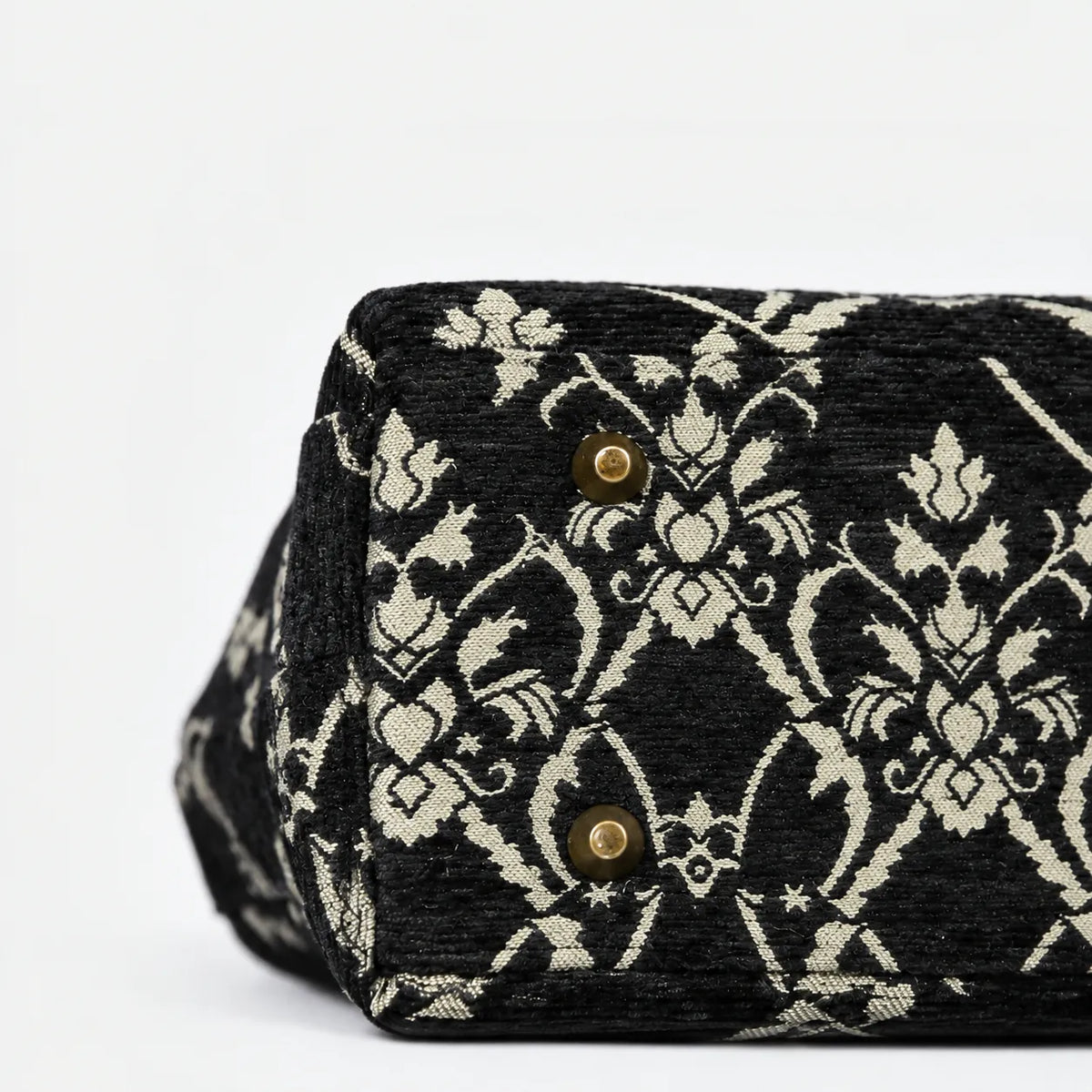 Carnaby Black Dark green Laptop Work Bag Carpetbag of America bottom