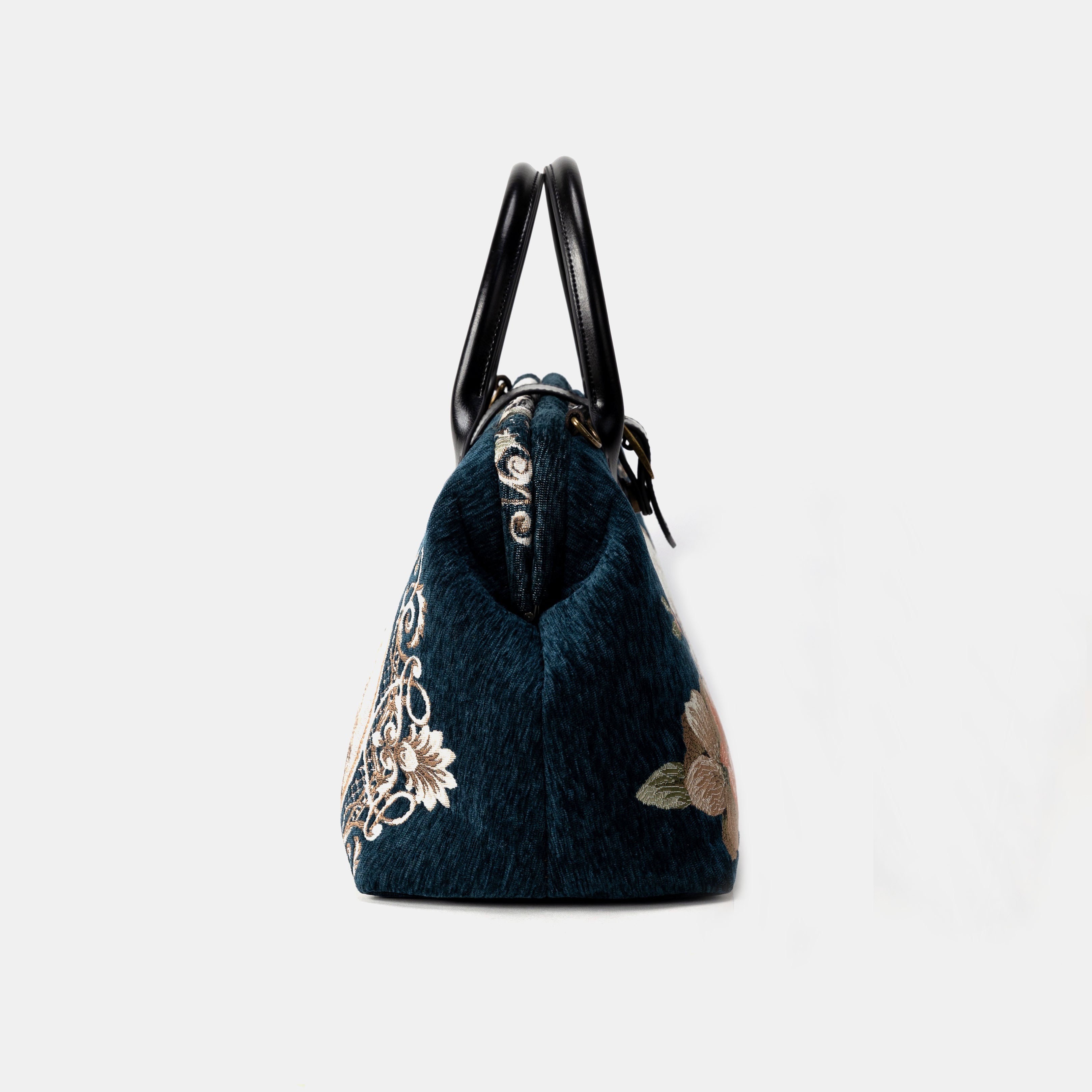 Chateau Cyprus Green Handbag Purse Carpetbag of America side