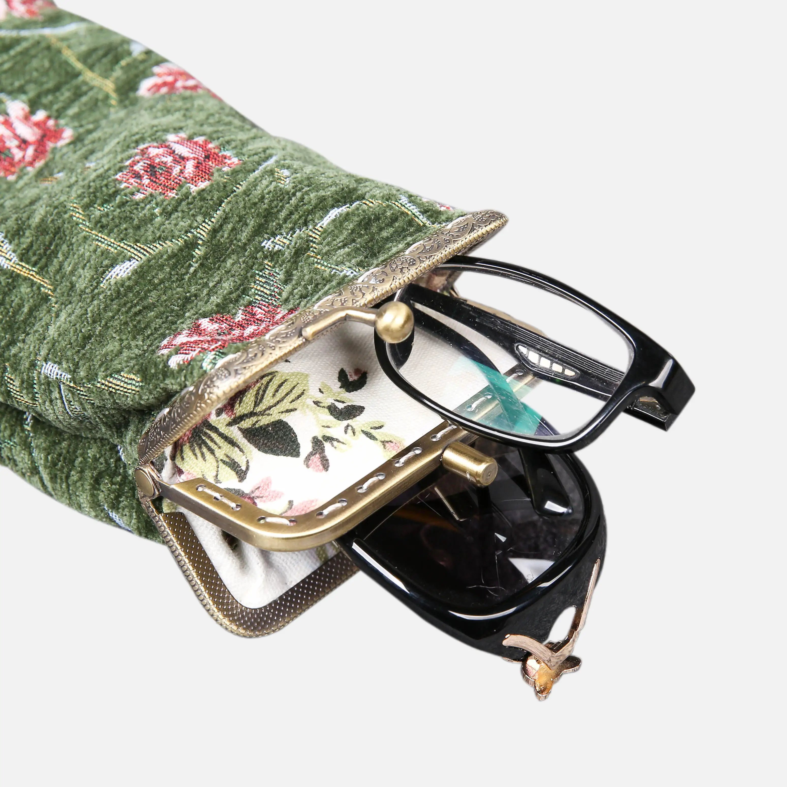 Rose Series Arugula Green Carpet Eyeglasses Case Climbing Rose of America opening-8