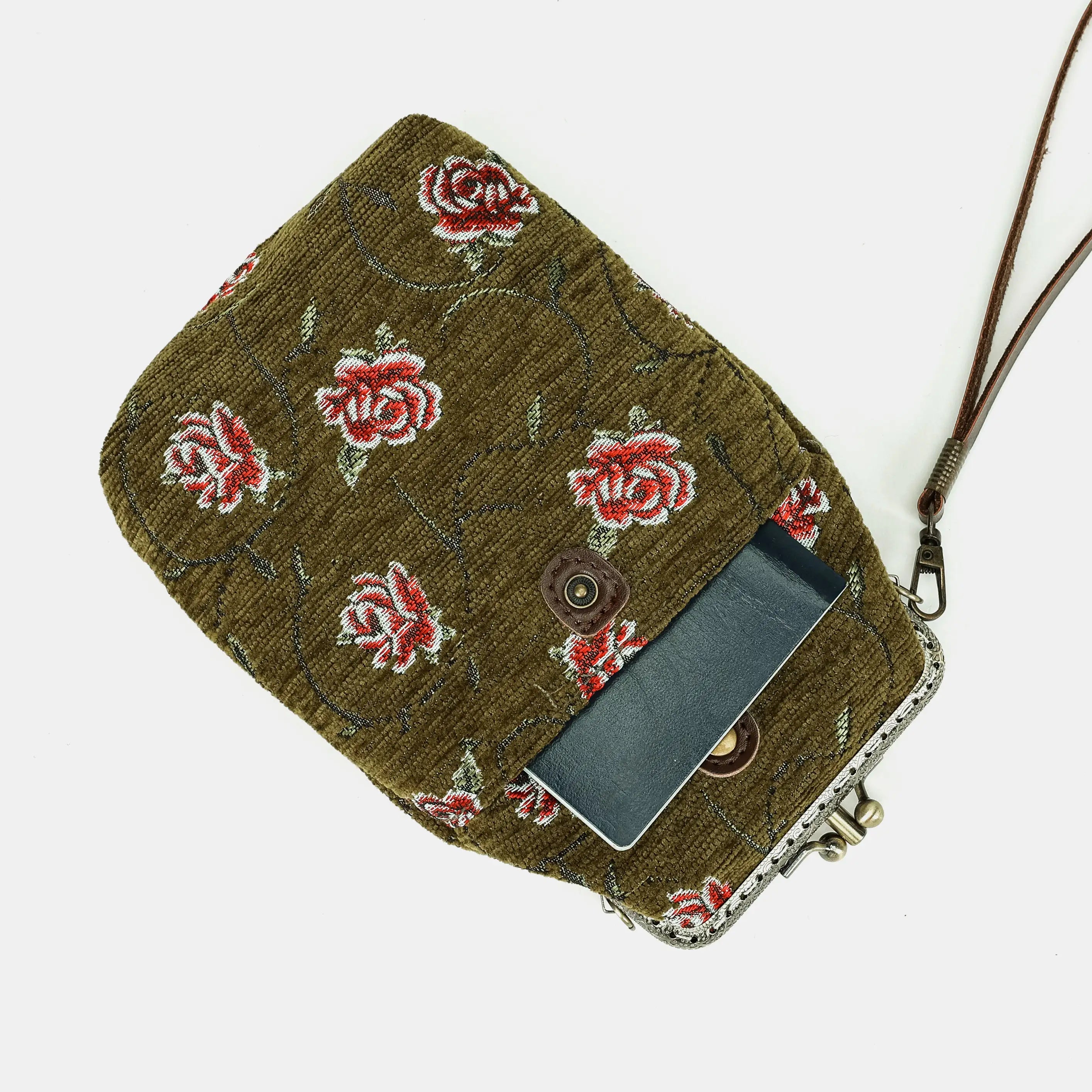 Climbing Rose Avocado Carpet Phone Case of America pocket