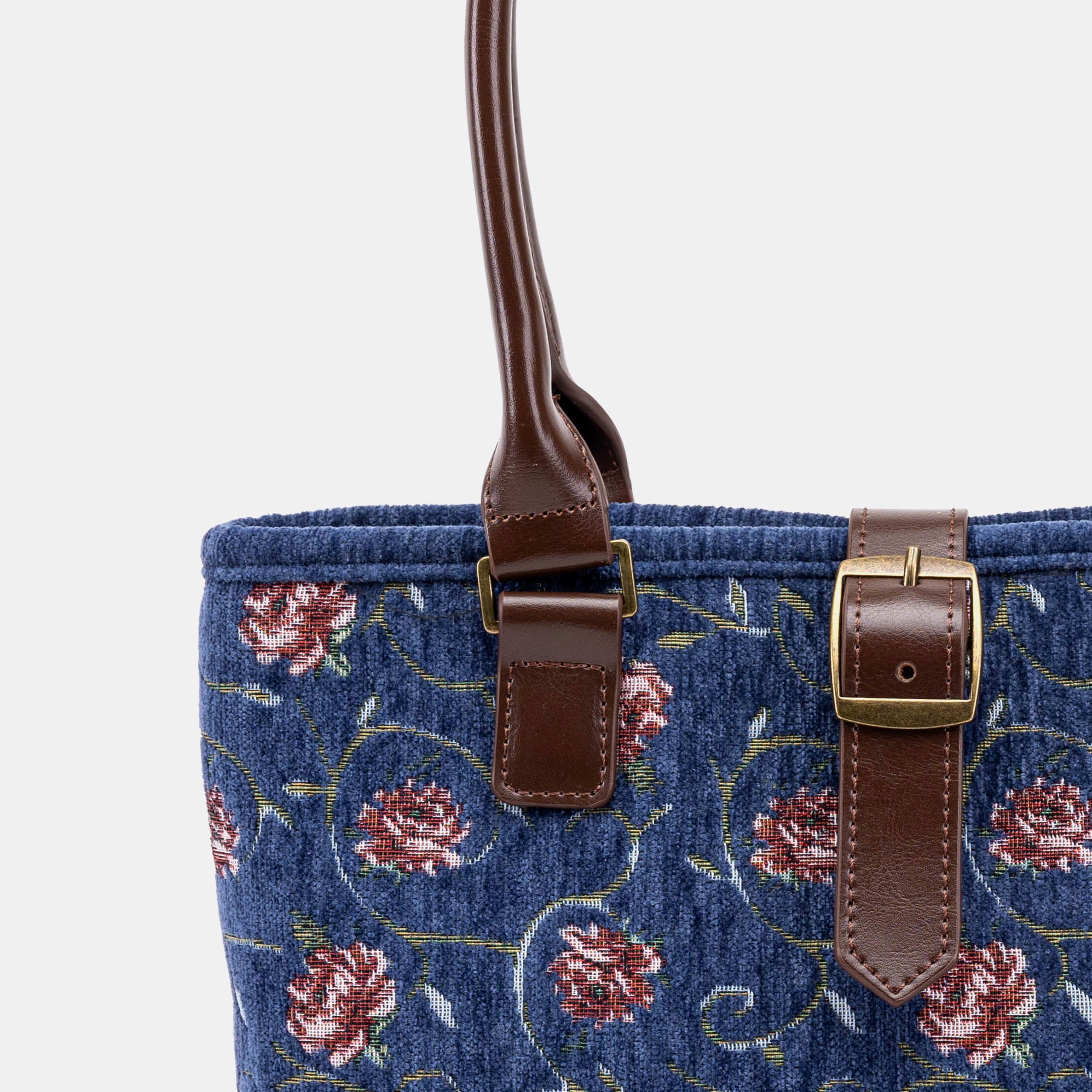 Climbing Rose Blue Everyday Tote Bag of America detail