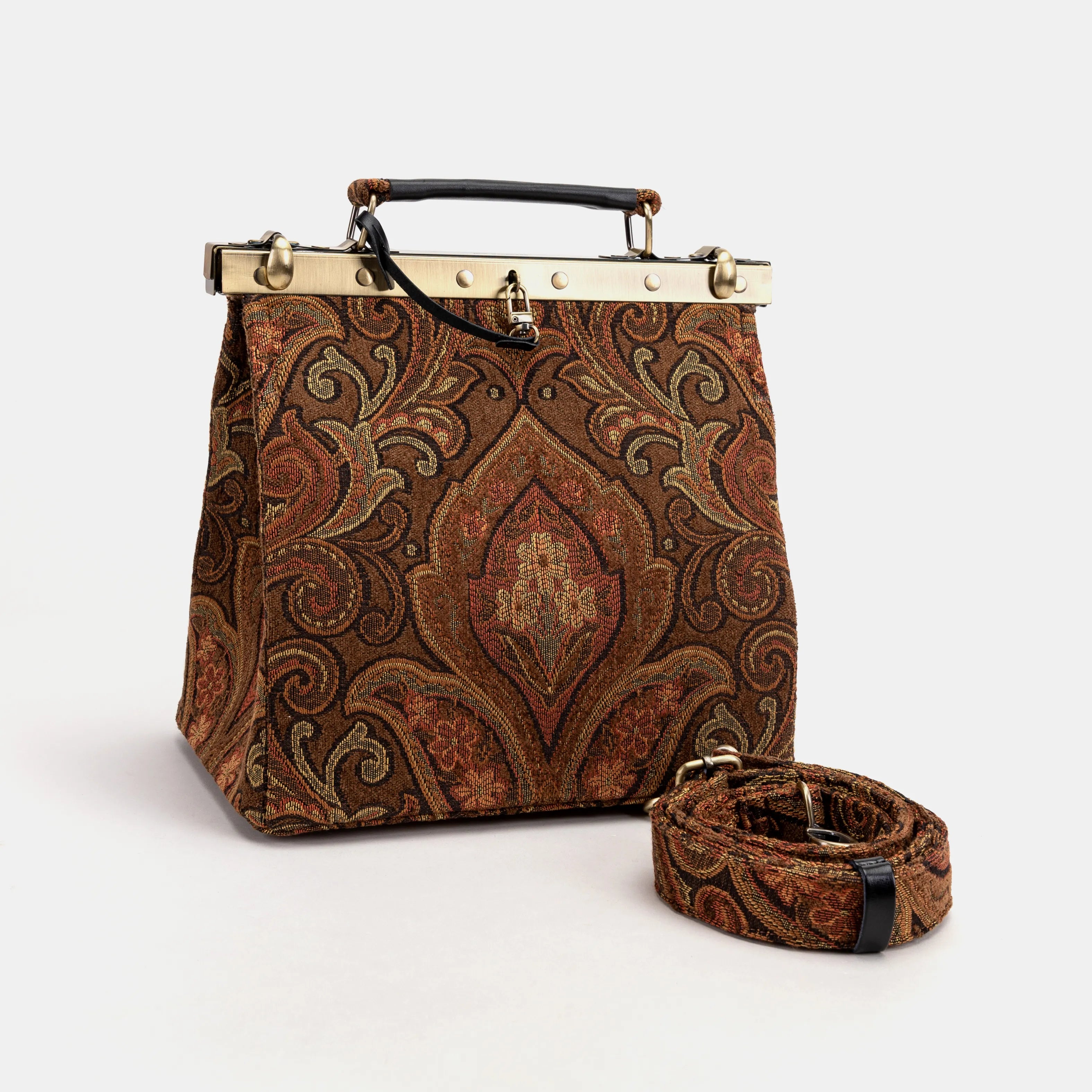Damask D. Brown Cecile Carpet Purse Gladstone Bag of America with shoulder strap
