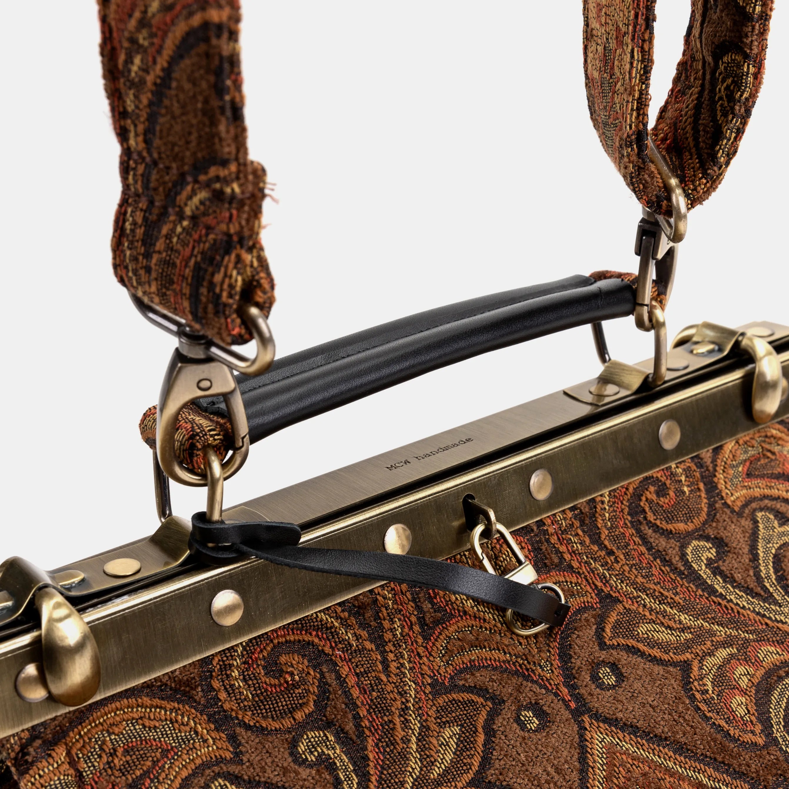 Damask D. Brown Vivienne Carpet Purse Gladstone Bag of America handle