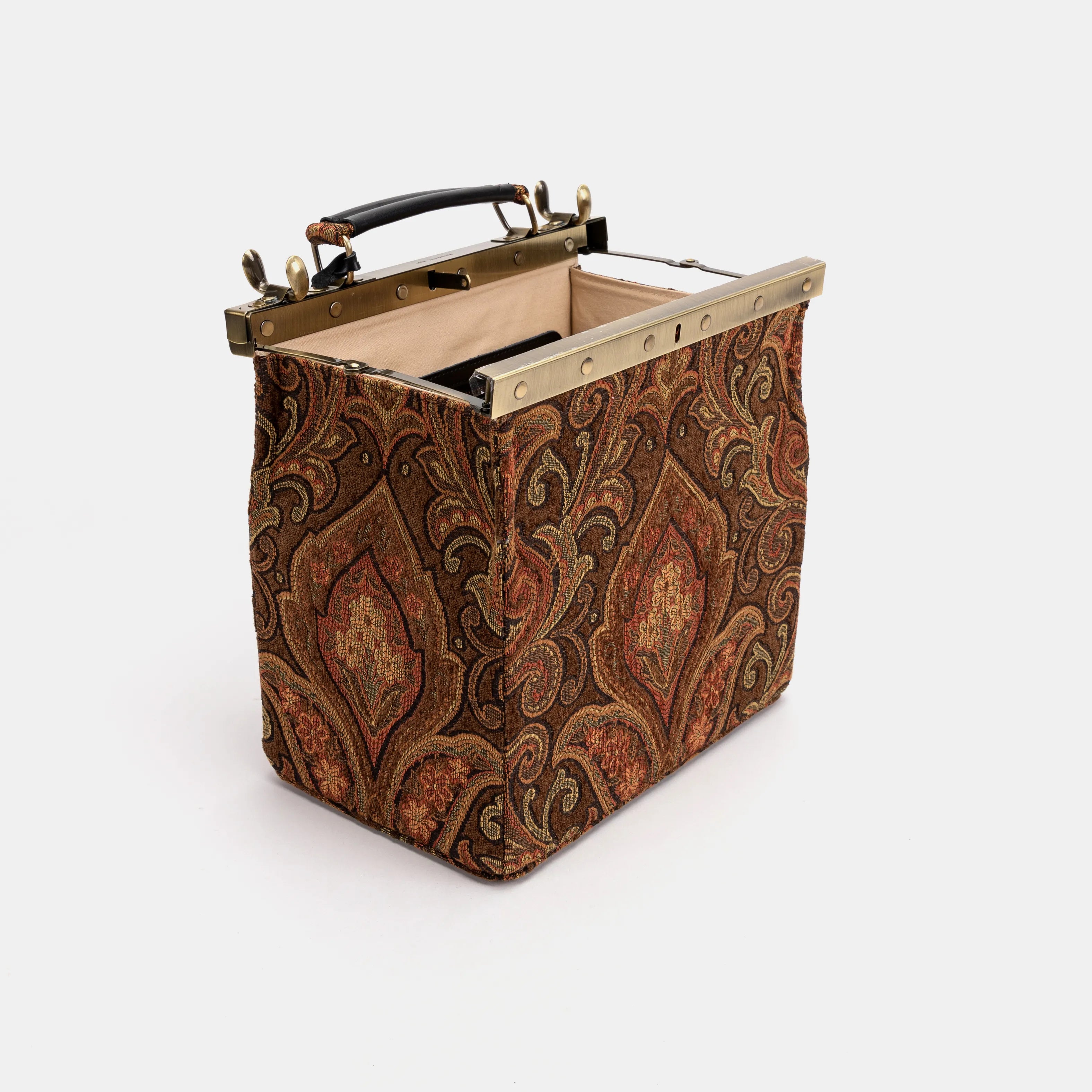 Damask D. Brown Vivienne Carpet Purse Gladstone Bag of America open and stand