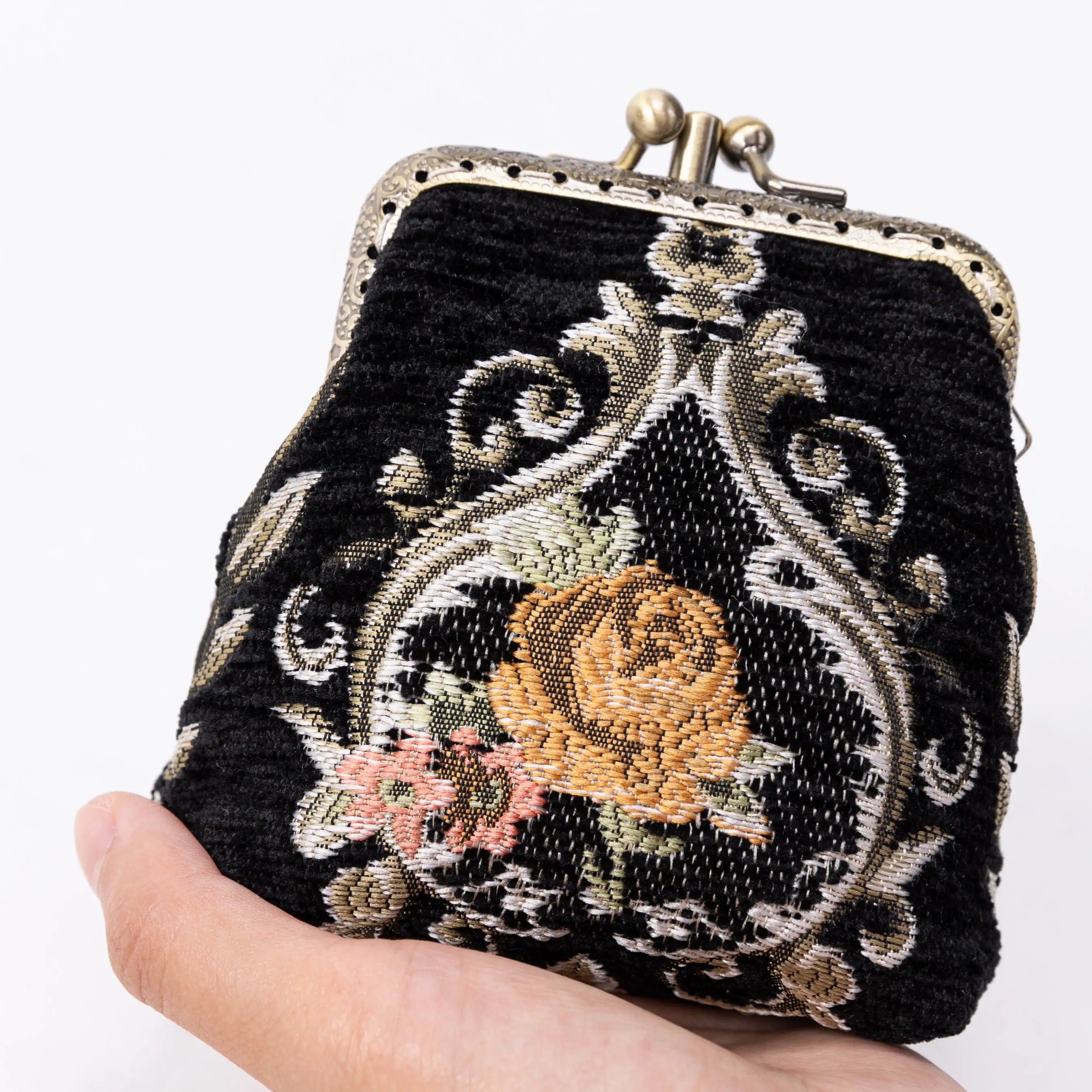 Eternal Elegance Black Double Kiss Clasp Coin Purse of America main