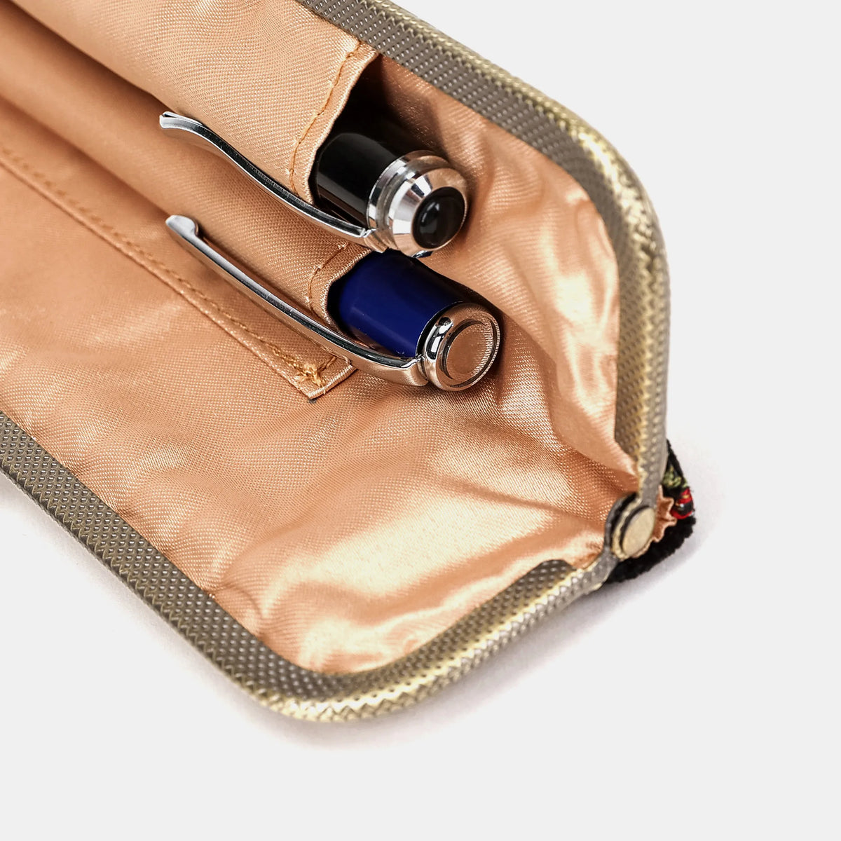 Floral Black Duo Pen Case Carpetbag of America detail