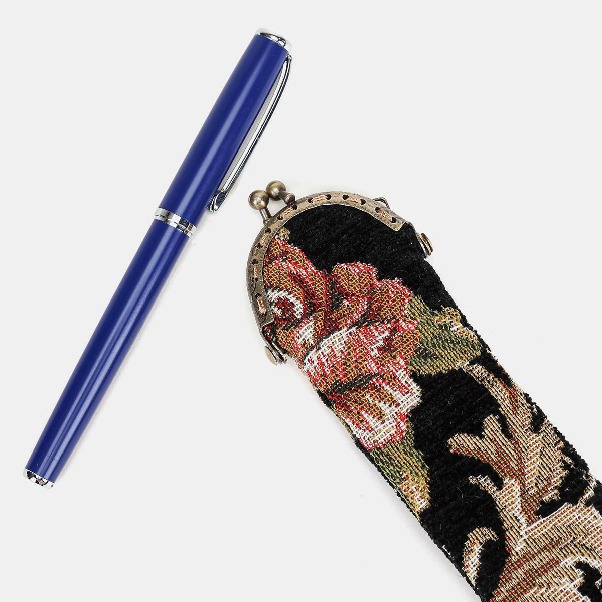 Floral Black Solo Pen Case Carpetbag of America with pen
