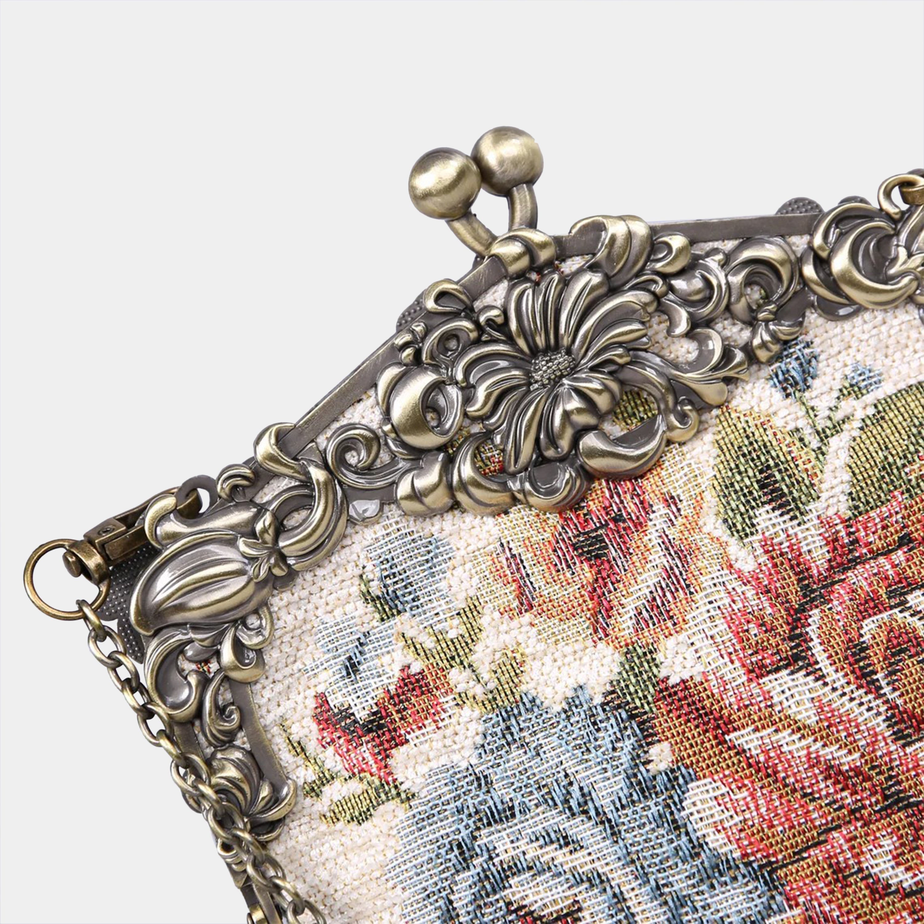Floral Cream Chatelaine Purse Large carpet bag of America detail