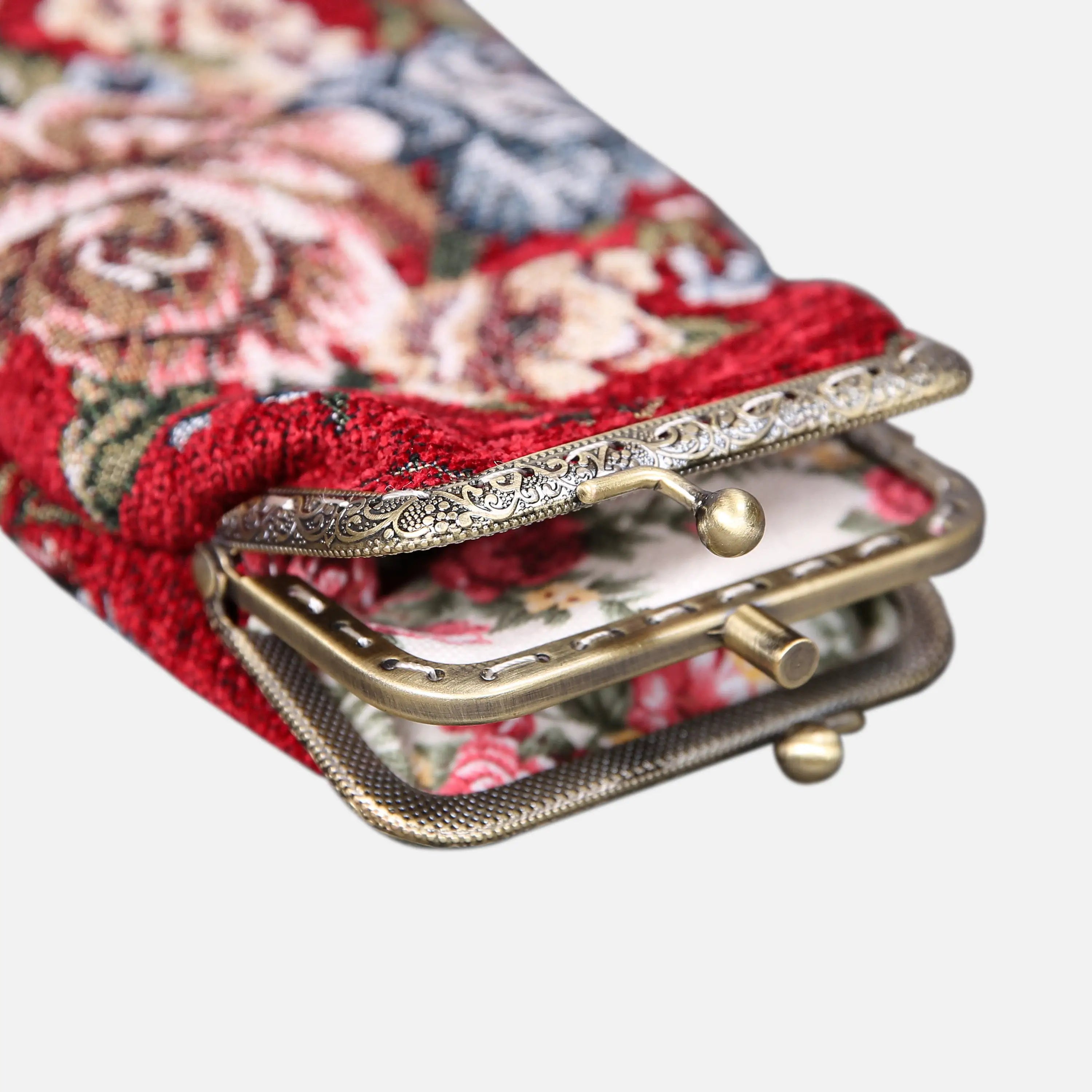 Floral Red Carpet Eyeglasses Case of America the metal clamp opens-2