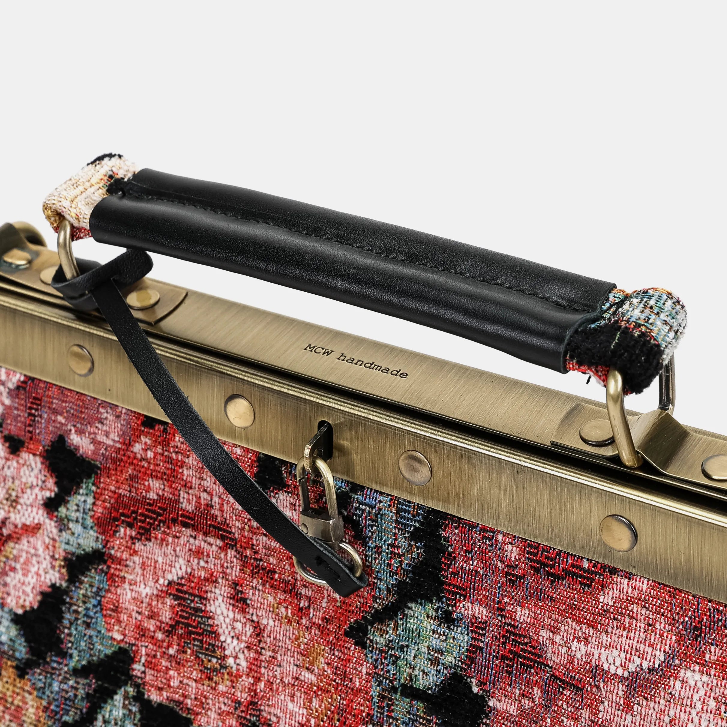 Floral Rose Cecile Carpet Purse Gladstone Bag of America logo