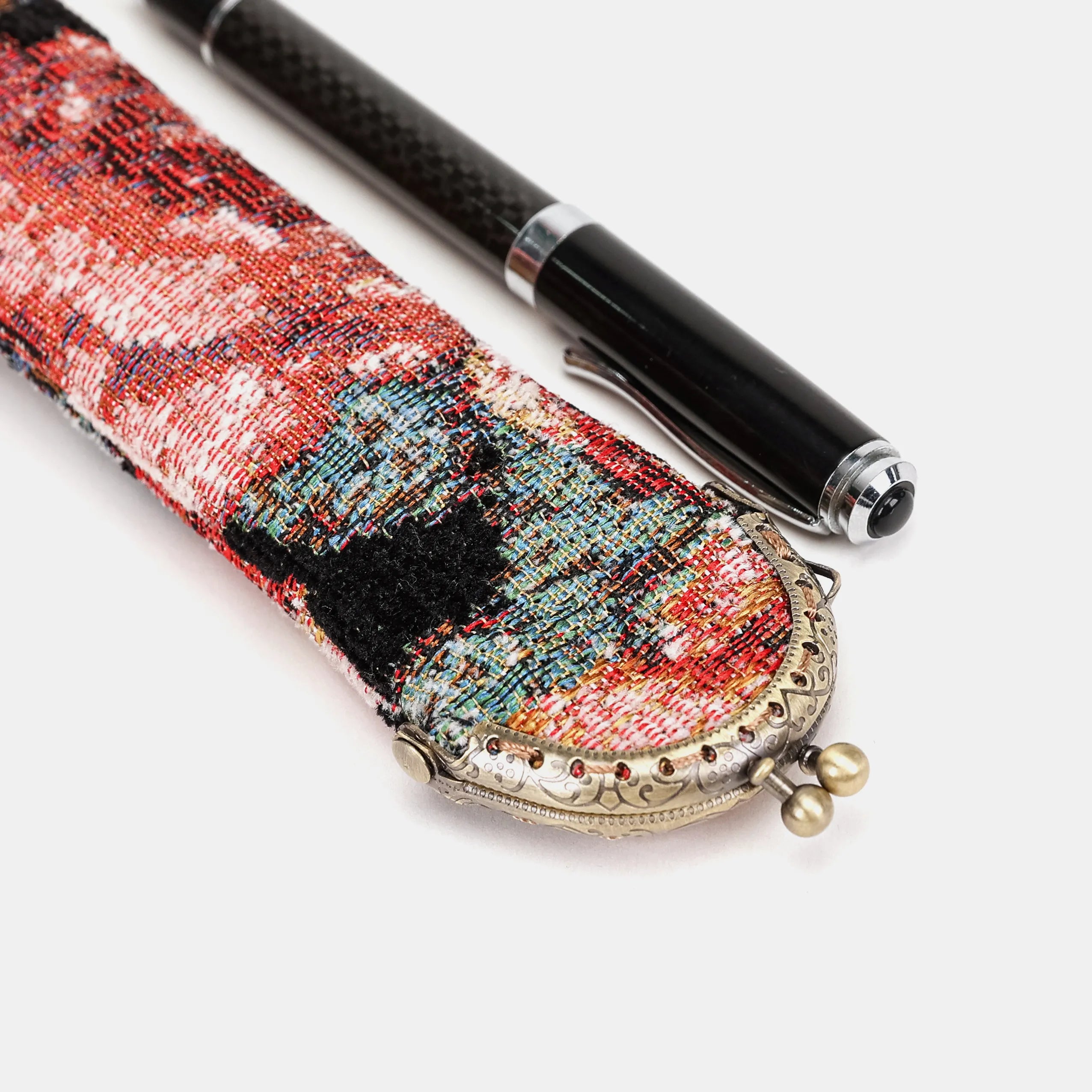 Floral Rose Solo Pen Case Carpetbag of America metal frame