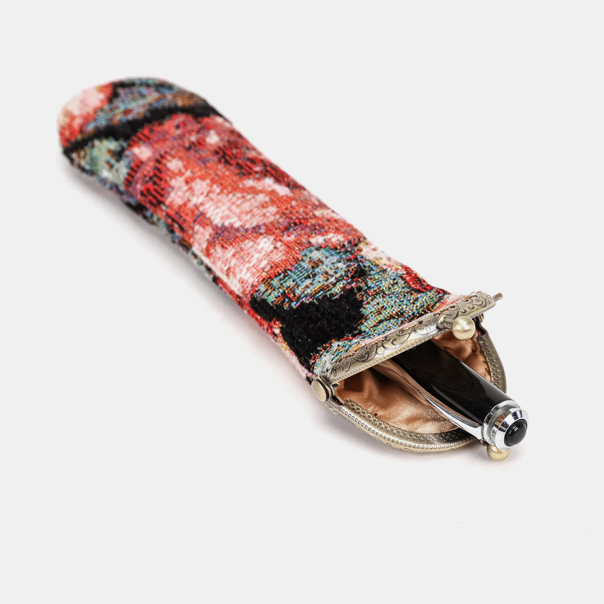 Floral Rose Solo Pen Case Carpetbag of America in use