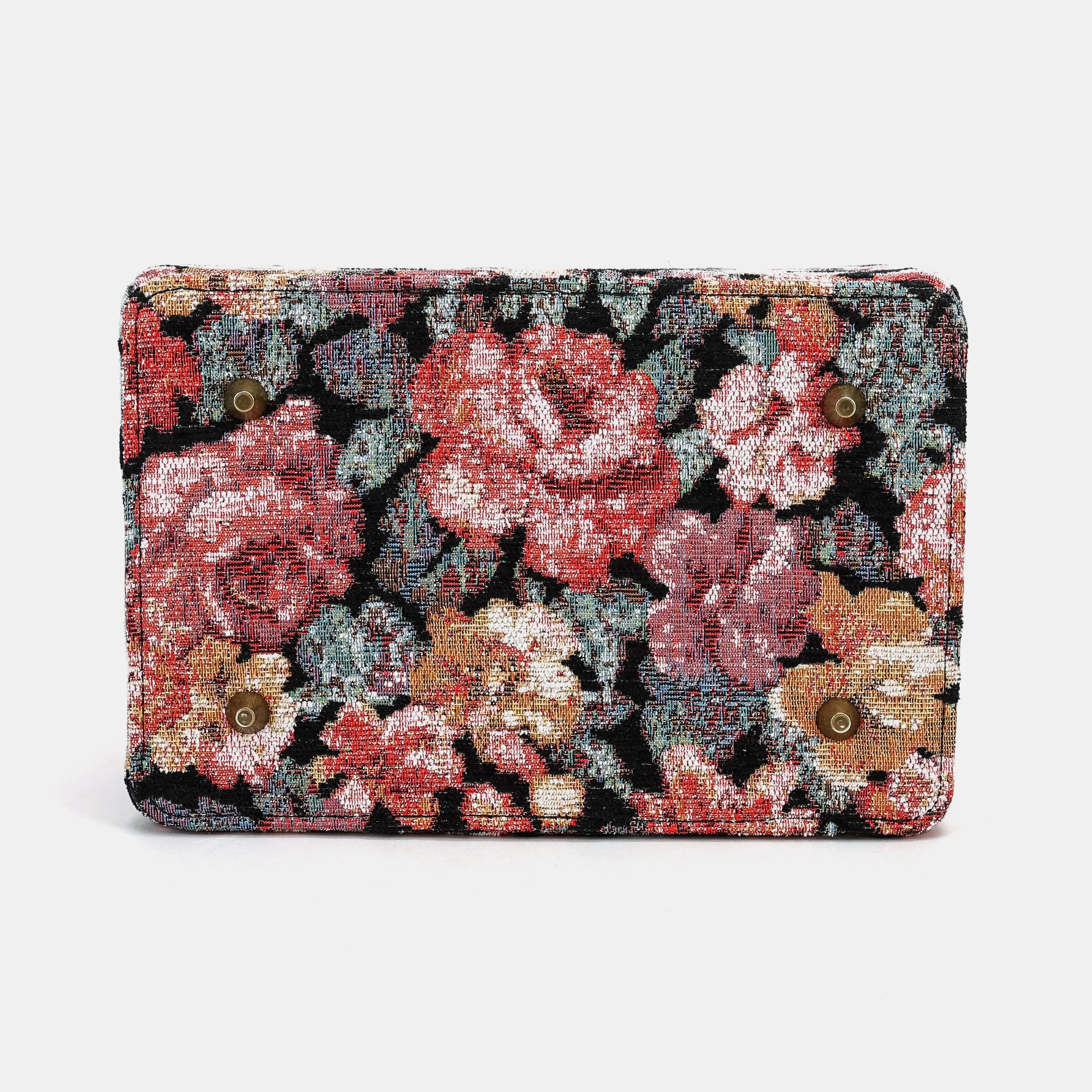 Floral Rose Vivienne Carpet Purse Gladstone Bag of America bottom