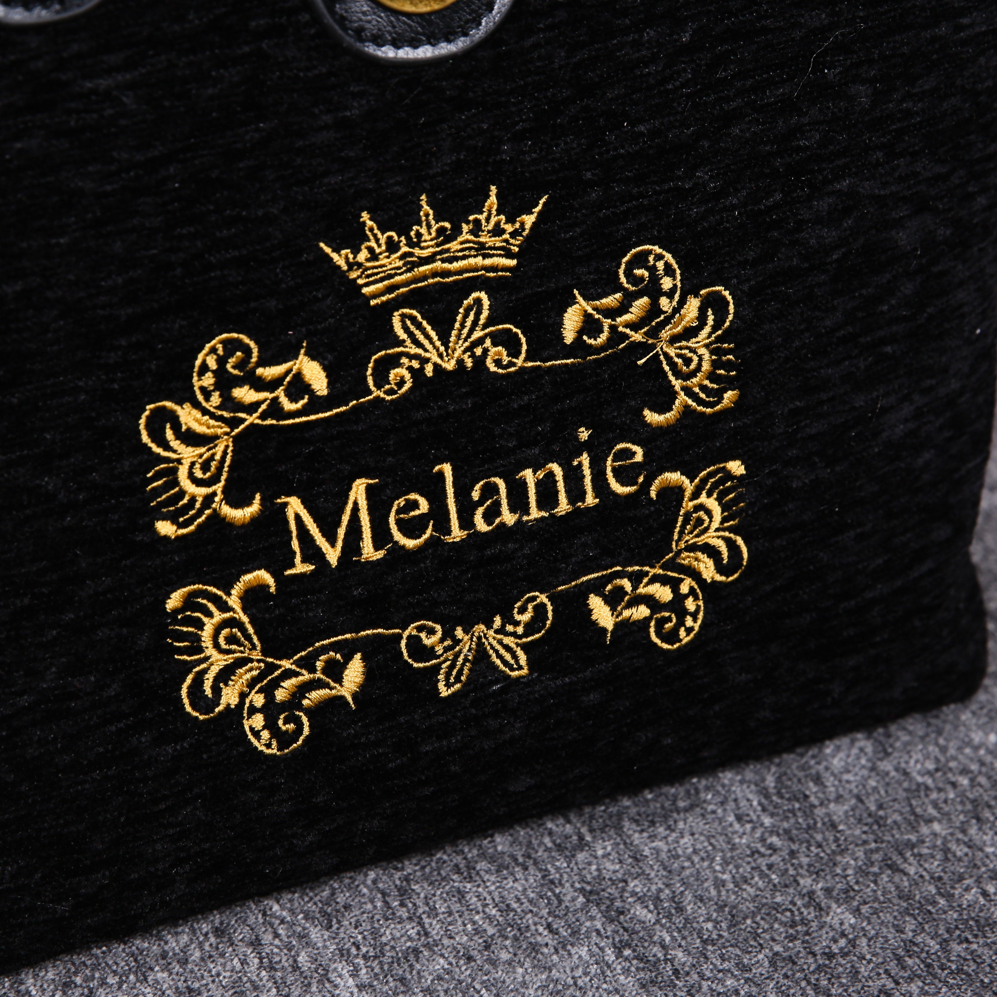 Luxury Monogrammed Black Compact Tote carpet bag MCW Handmade detail-2