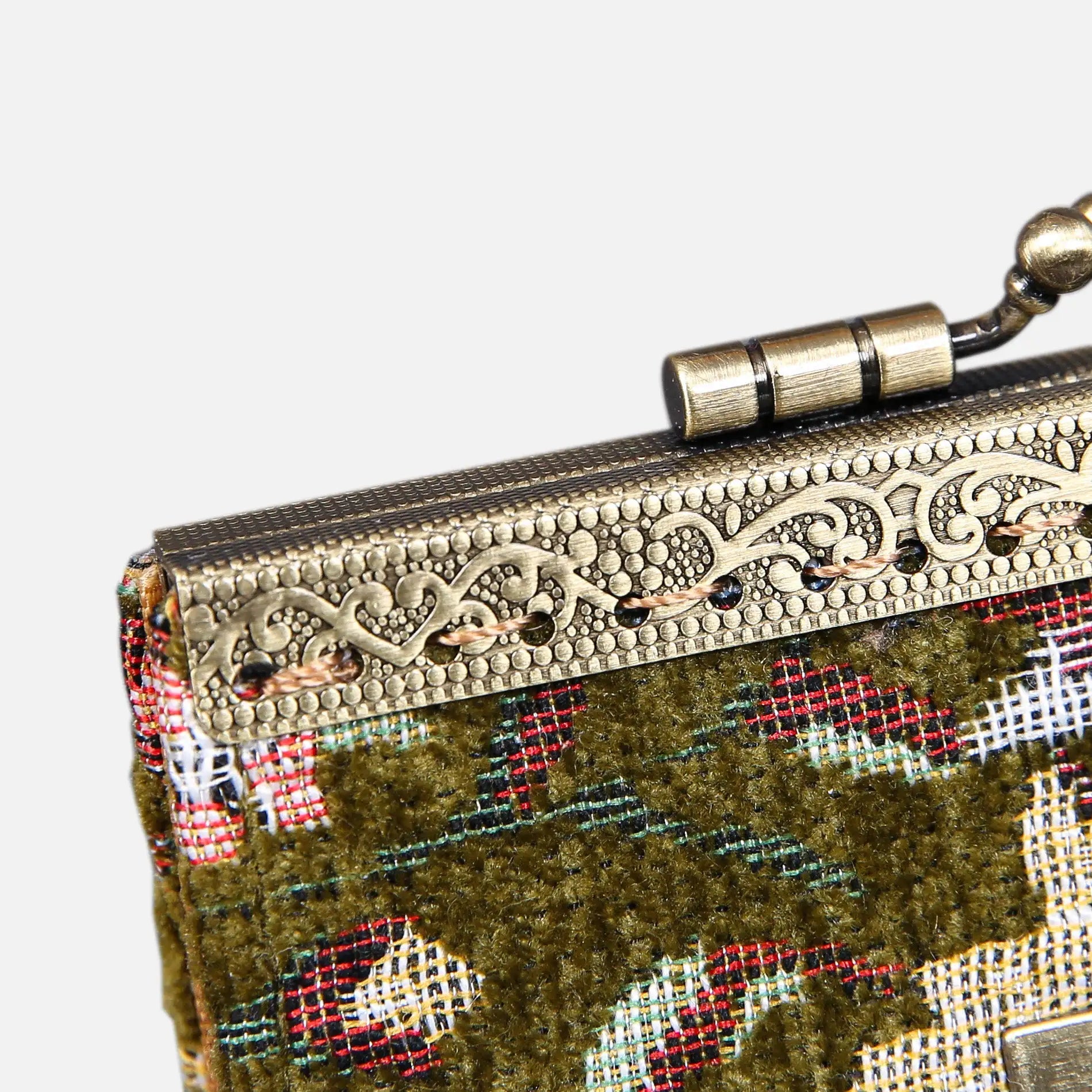 Oriental Avocado Card Wallet  of America details
