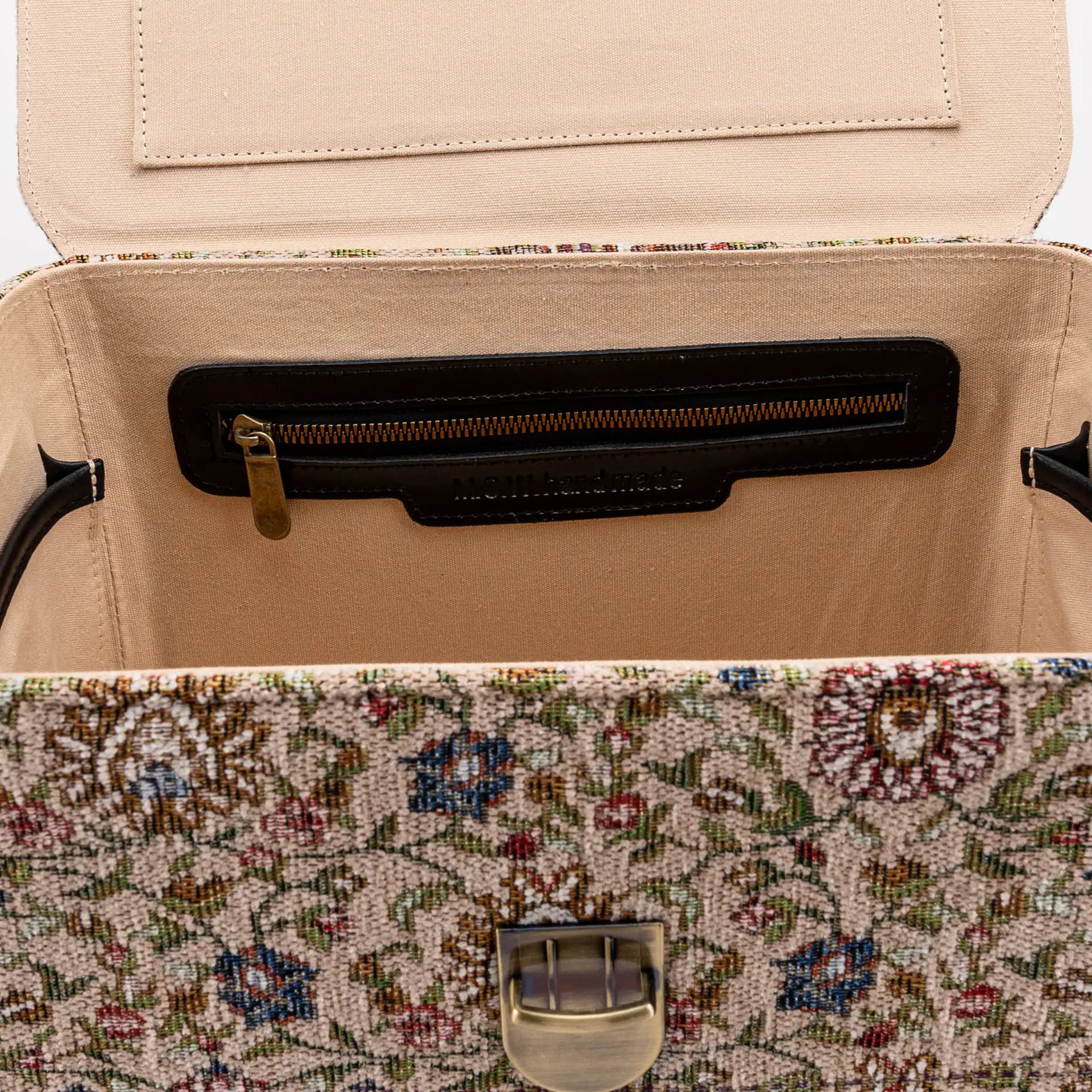 Oriental Beige Josephine Large Train Case open