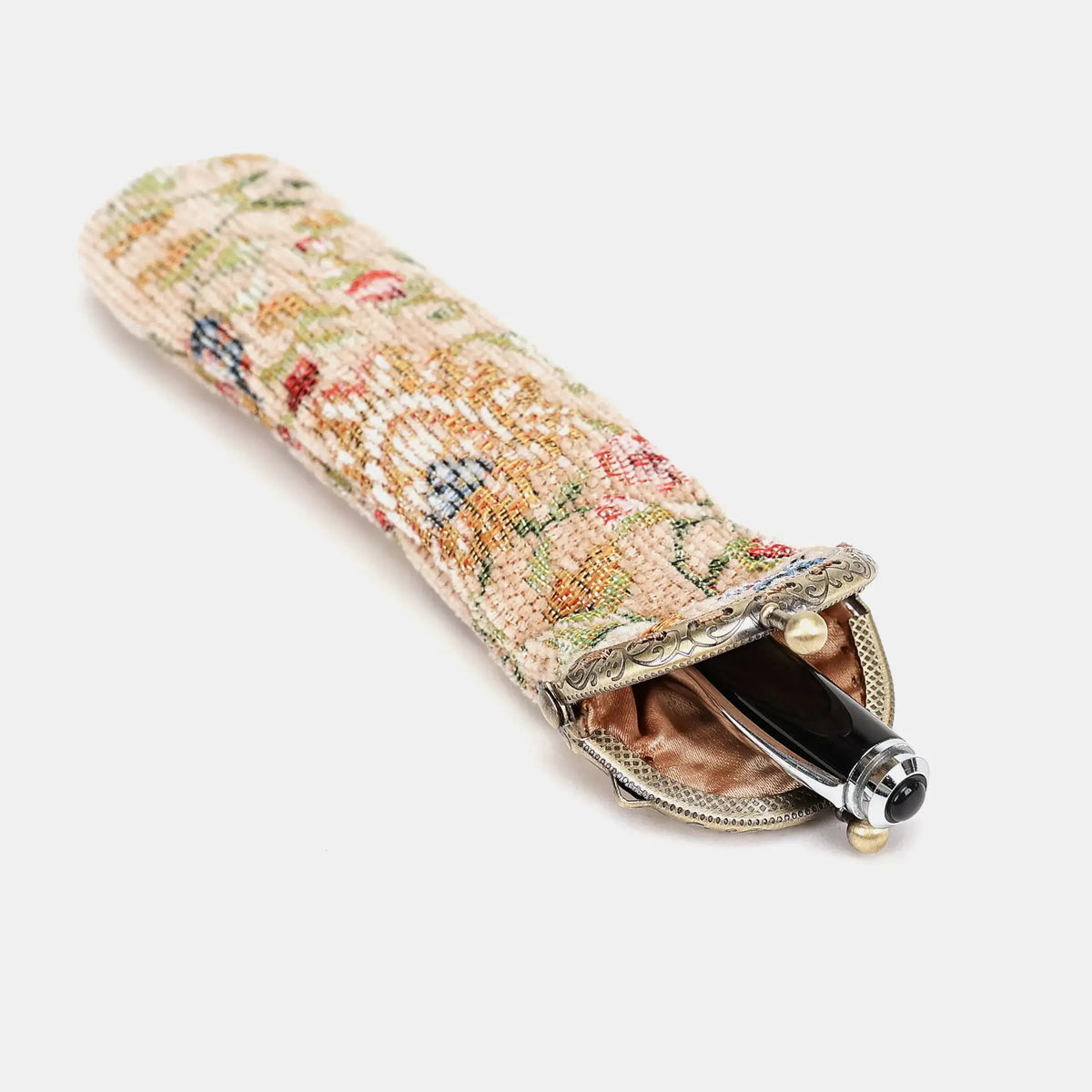 Oriental Beige Solo Pen Case Carpetbag of America in use