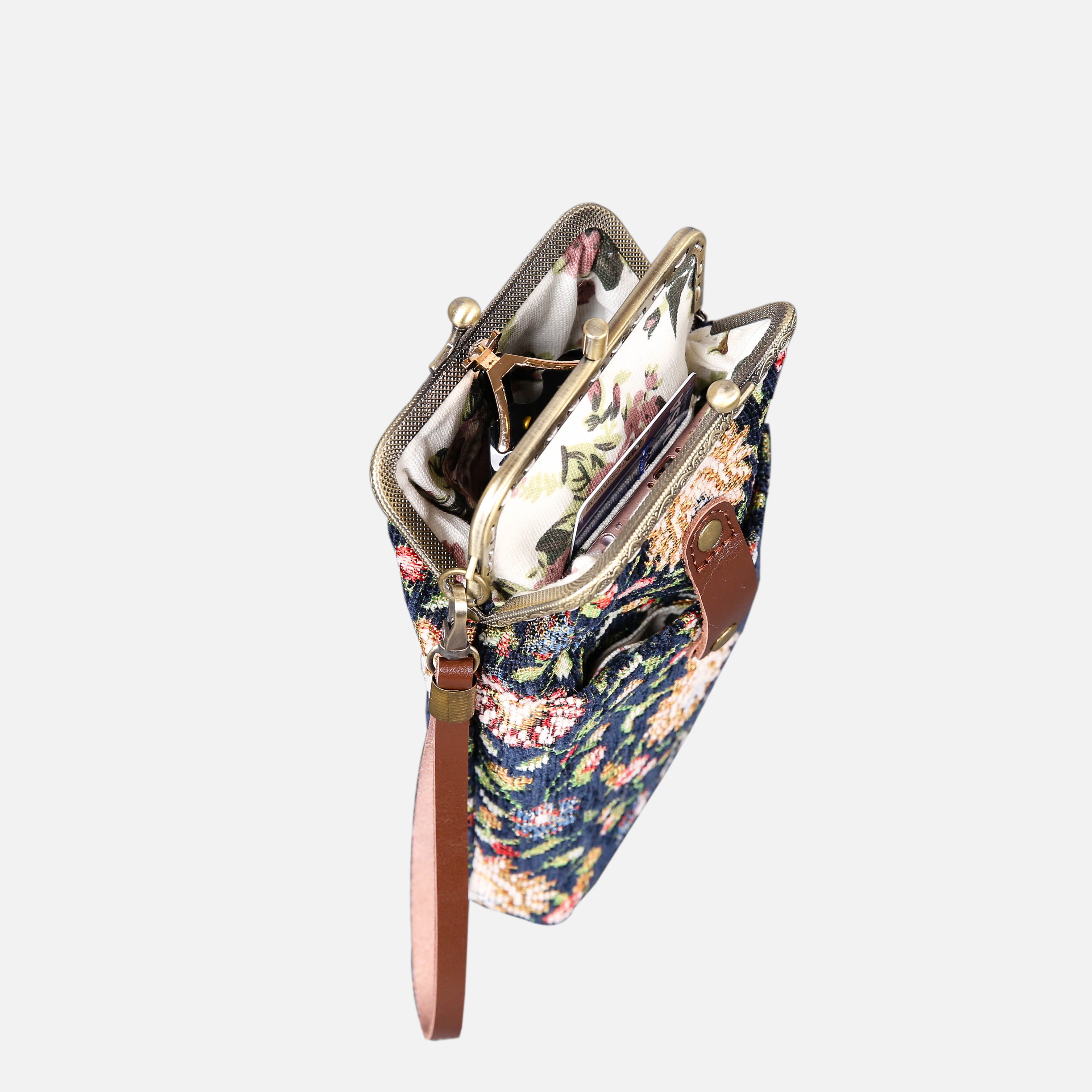 Oriental Pattern Series Carpet Phone Case Carpetbag of America in use