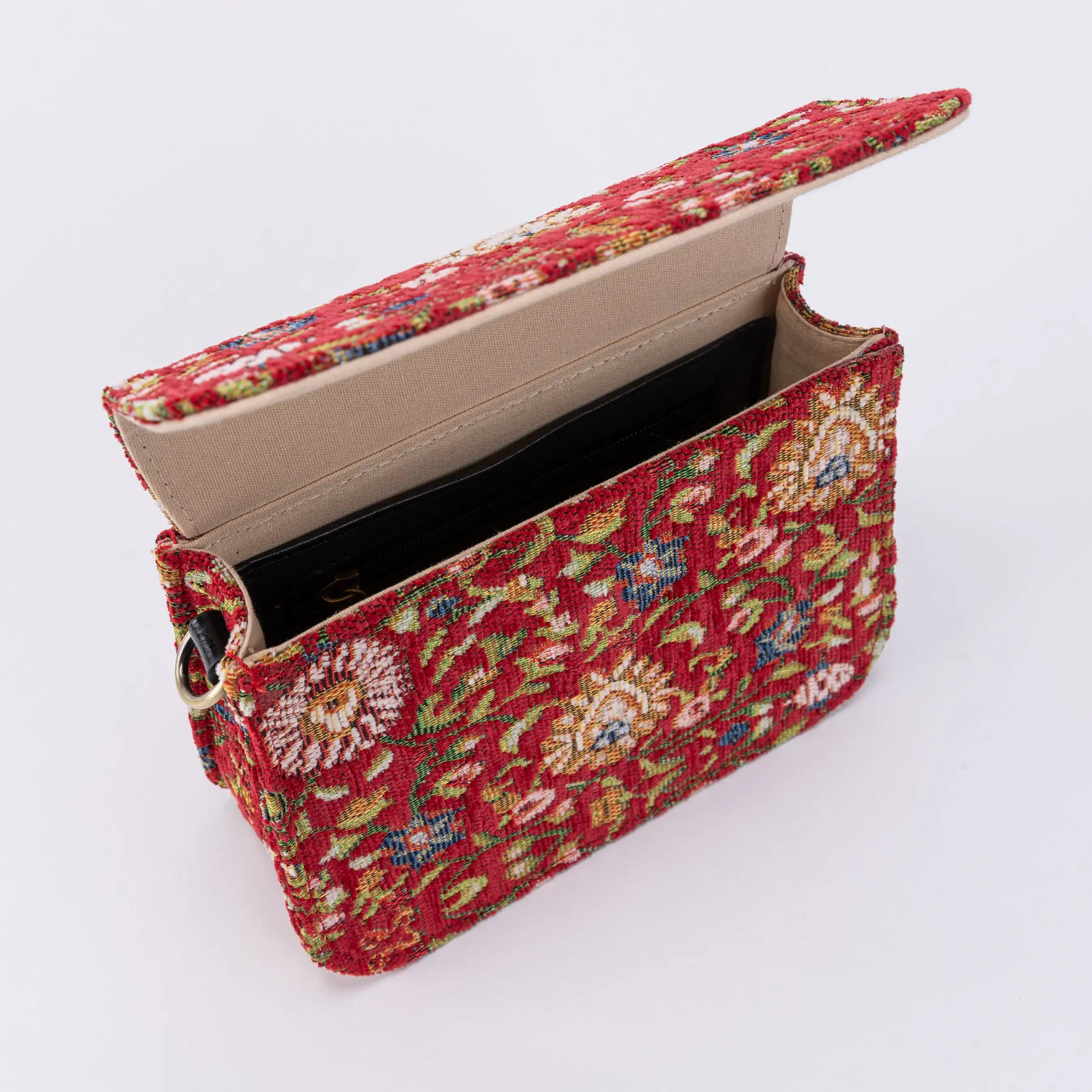 Oriental Red Flap Crossbody Bag of America Diagonally above