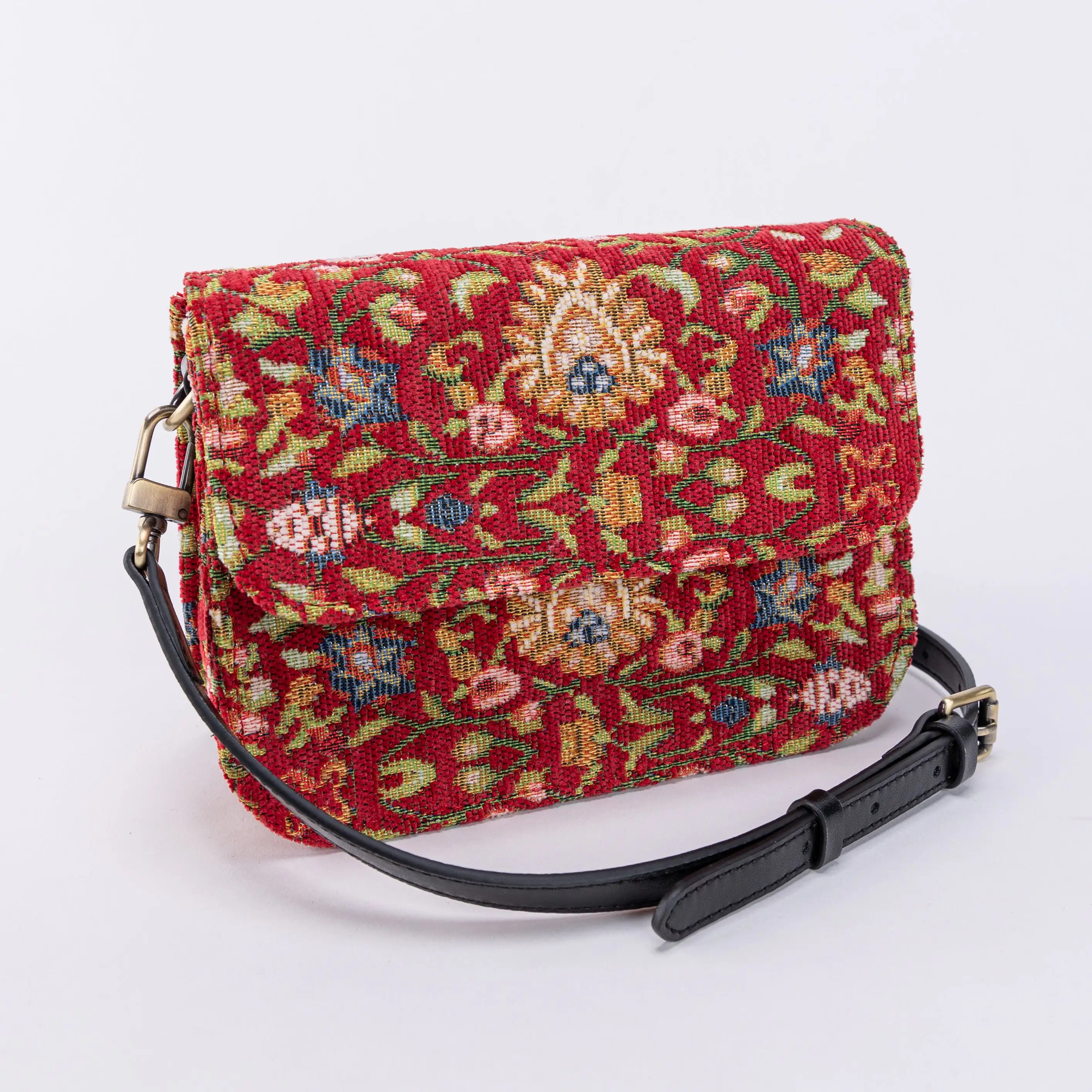 Oriental Red Flap Crossbody Bag of America main