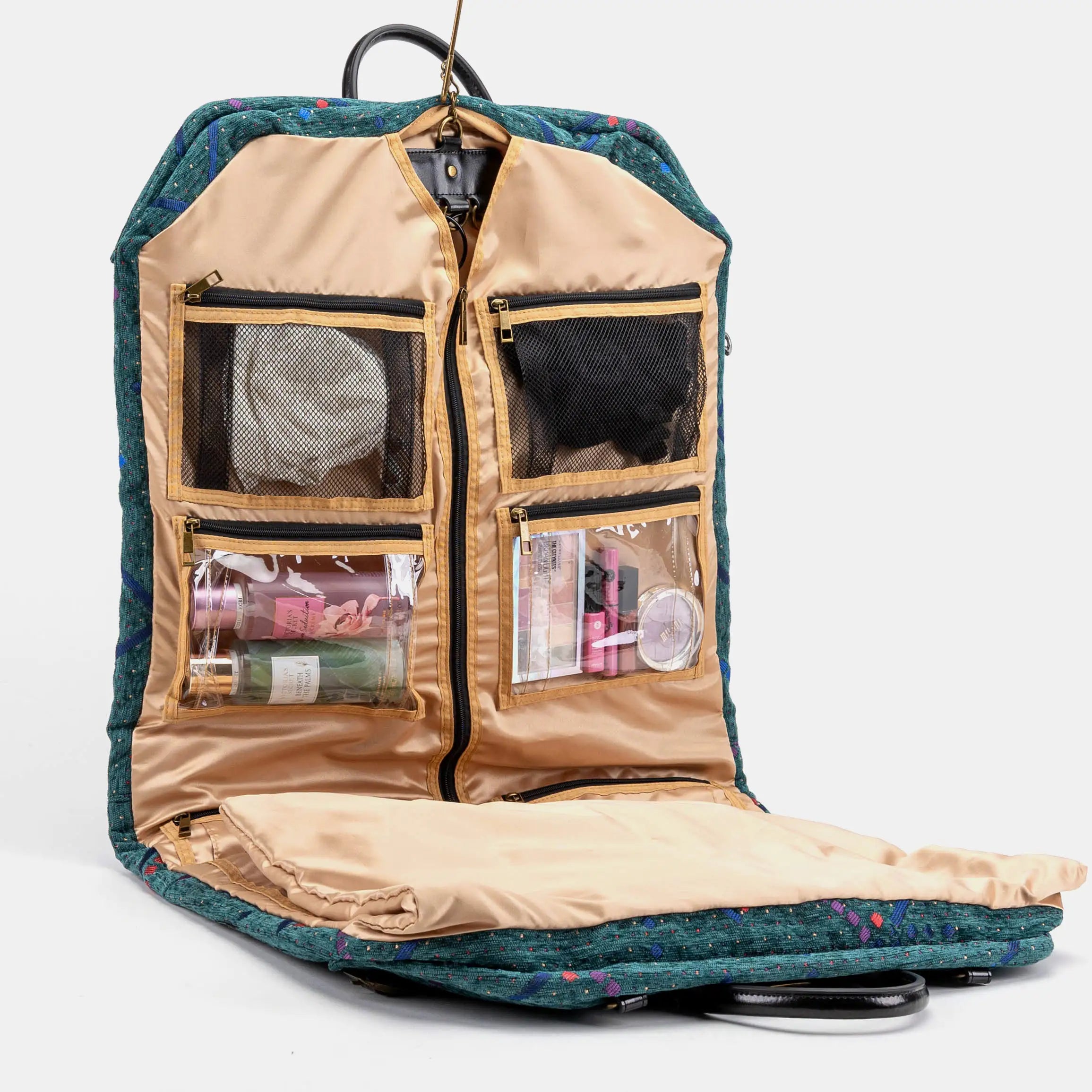 PDX Portland Airport Carpet Garment Bag of America left