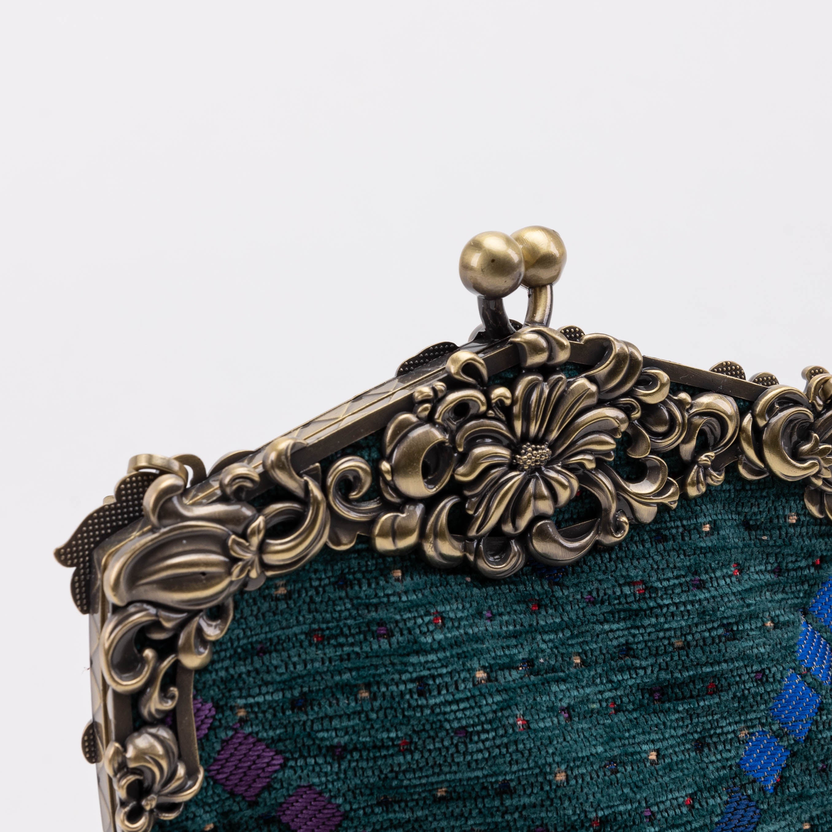 PDX Portland Airport Chatelaine Purse Large of America detail