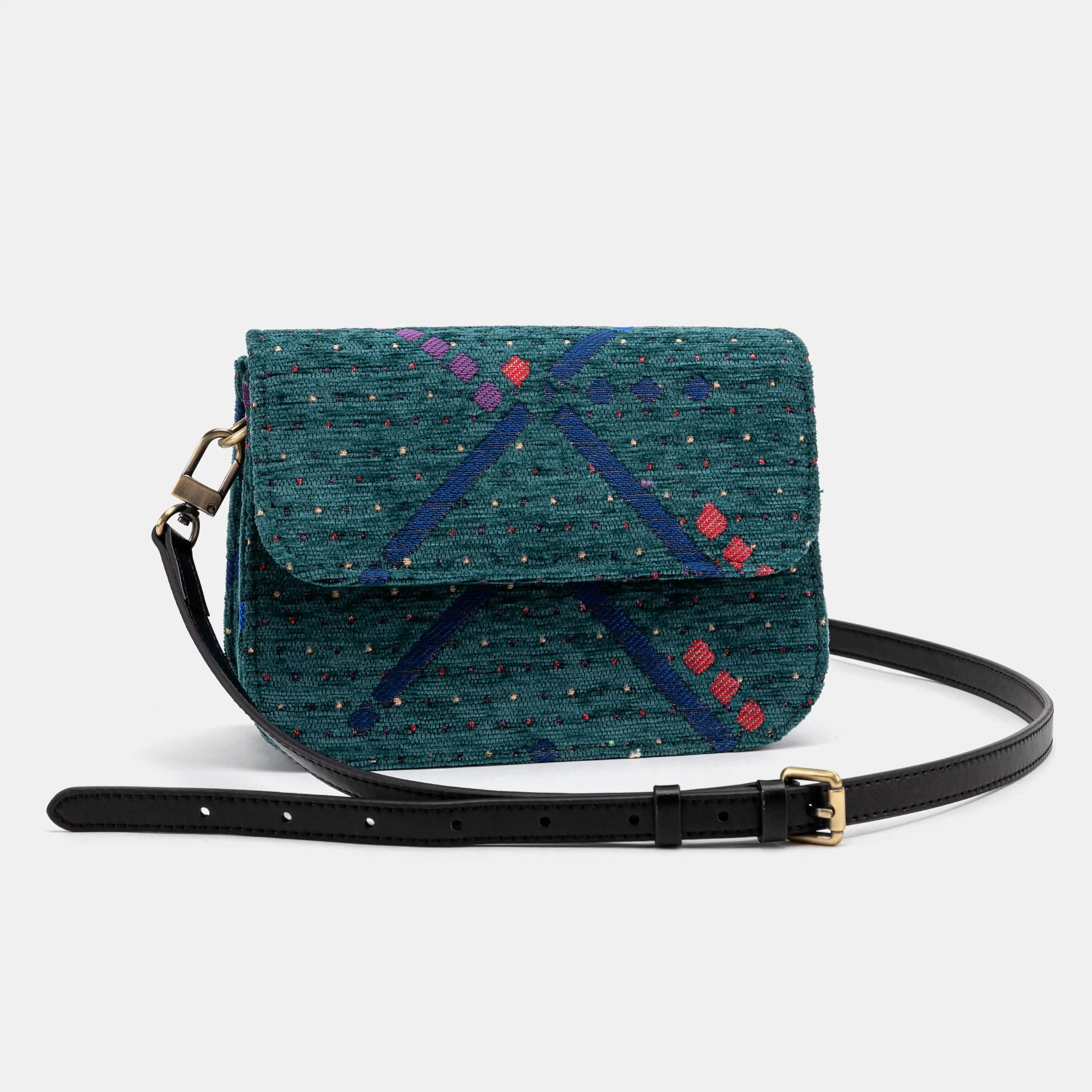 PDX Portland Airport Flap Crossbody Bag of America  and strap