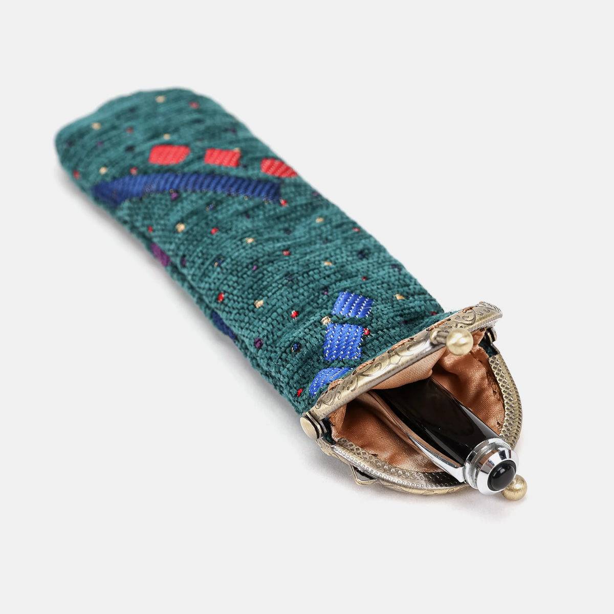 PDX Portland Airport Solo Pen Case Carpetbag of America in use