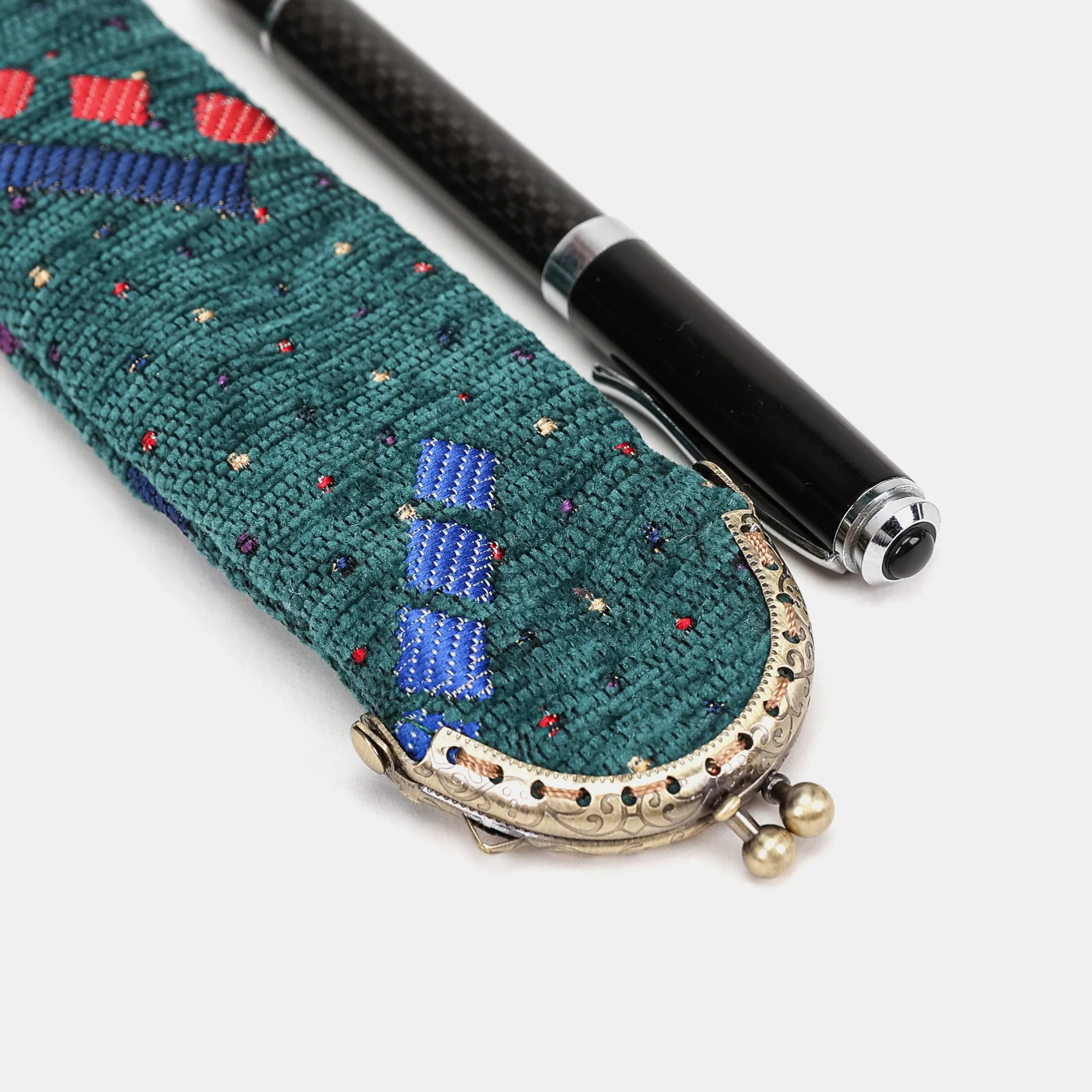 PDX Portland Airport Solo Pen Case Carpetbag of America metal frame