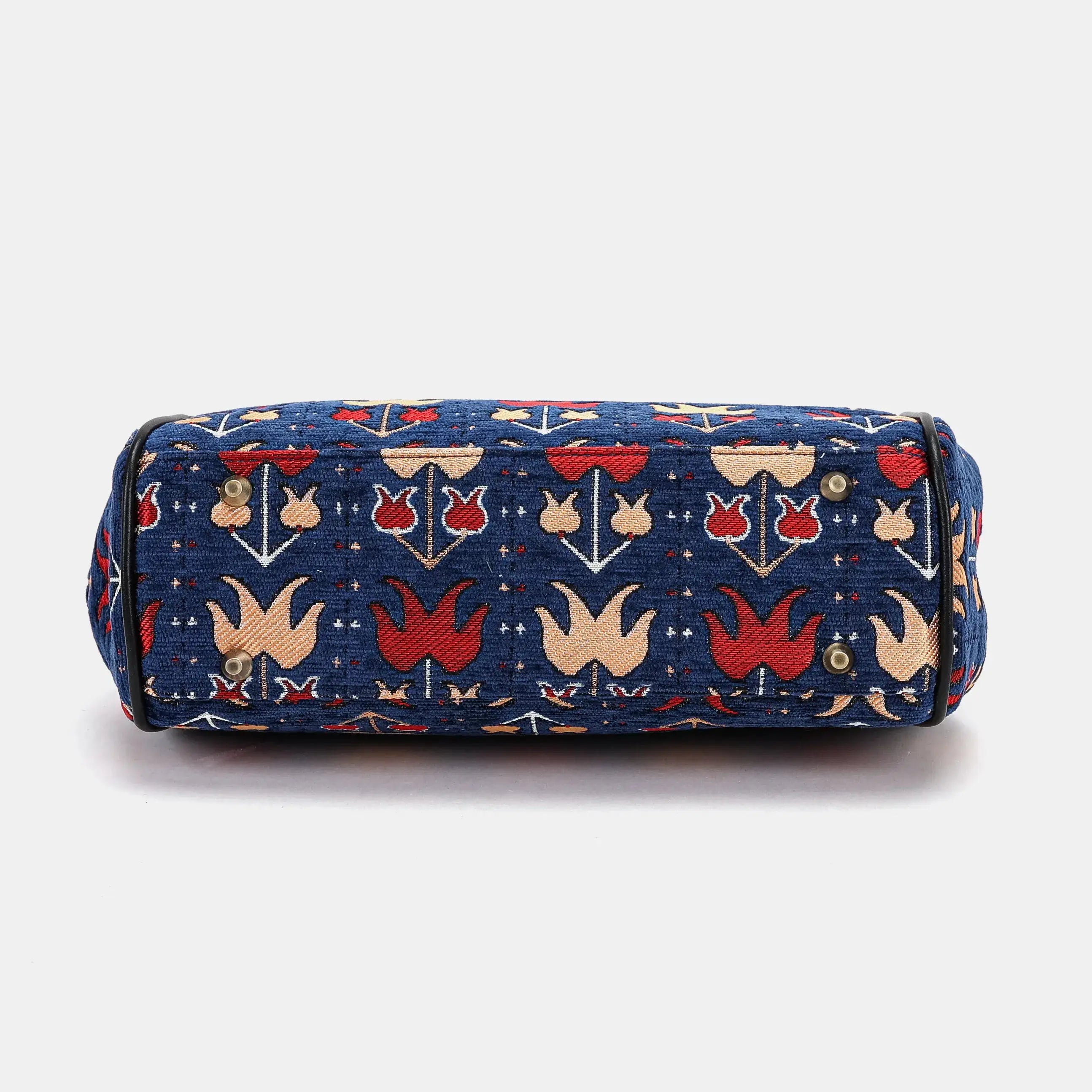 Poppy Bloom Alma Shoulder Carpet Bag bottom