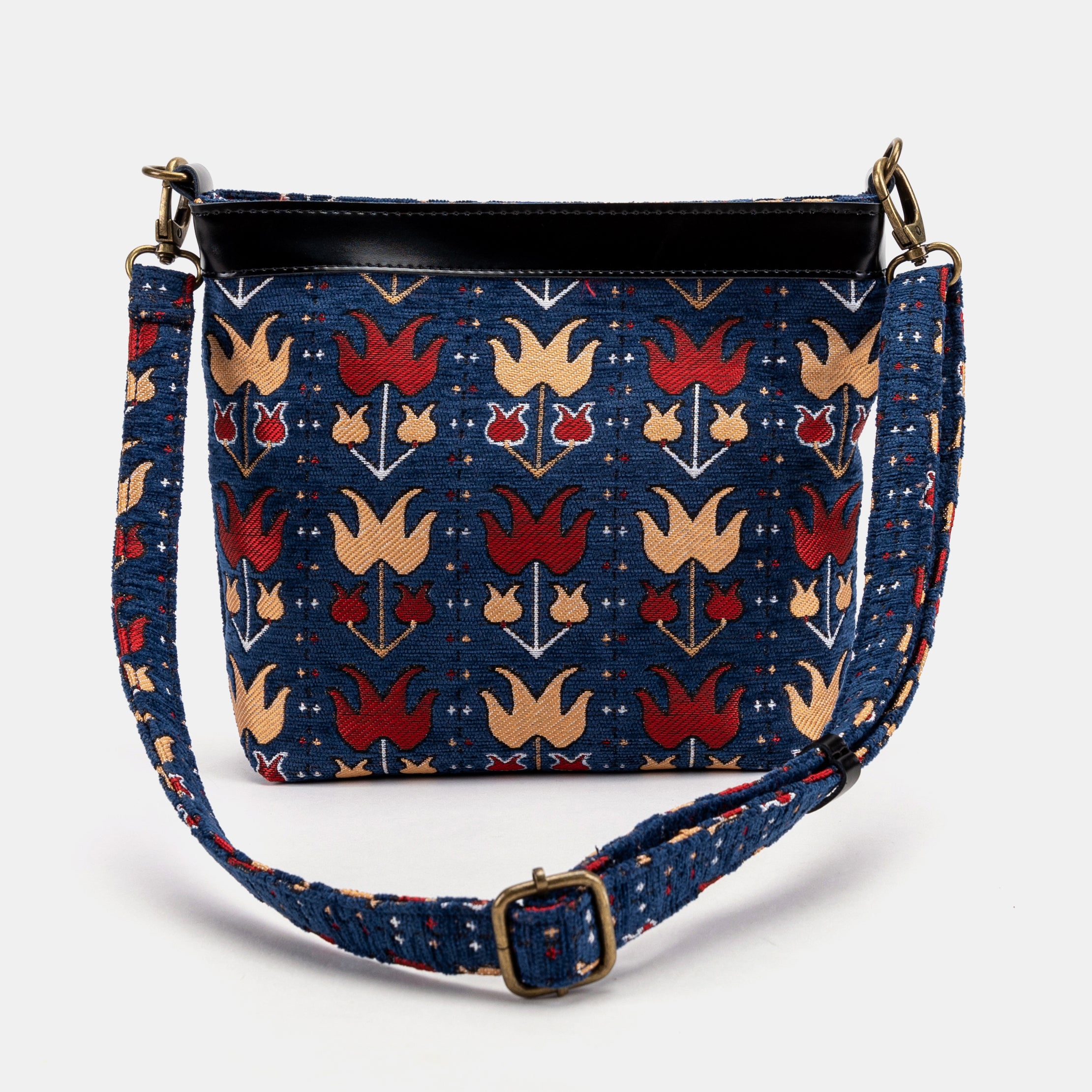 Poppy Bloom Carpet Crossbody Bag Carpetbag of America-back