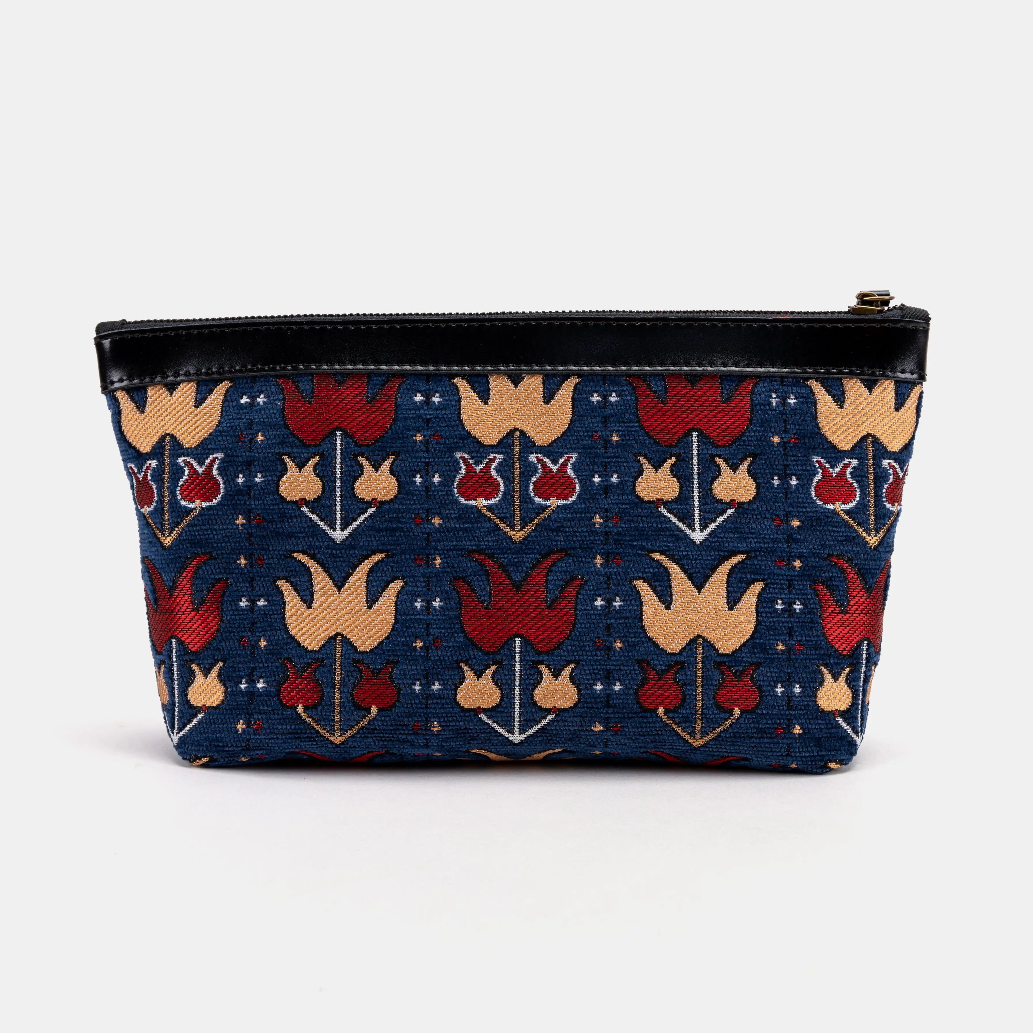 Poppy Bloom Carpet Makeup Bag Carpetbag of America back