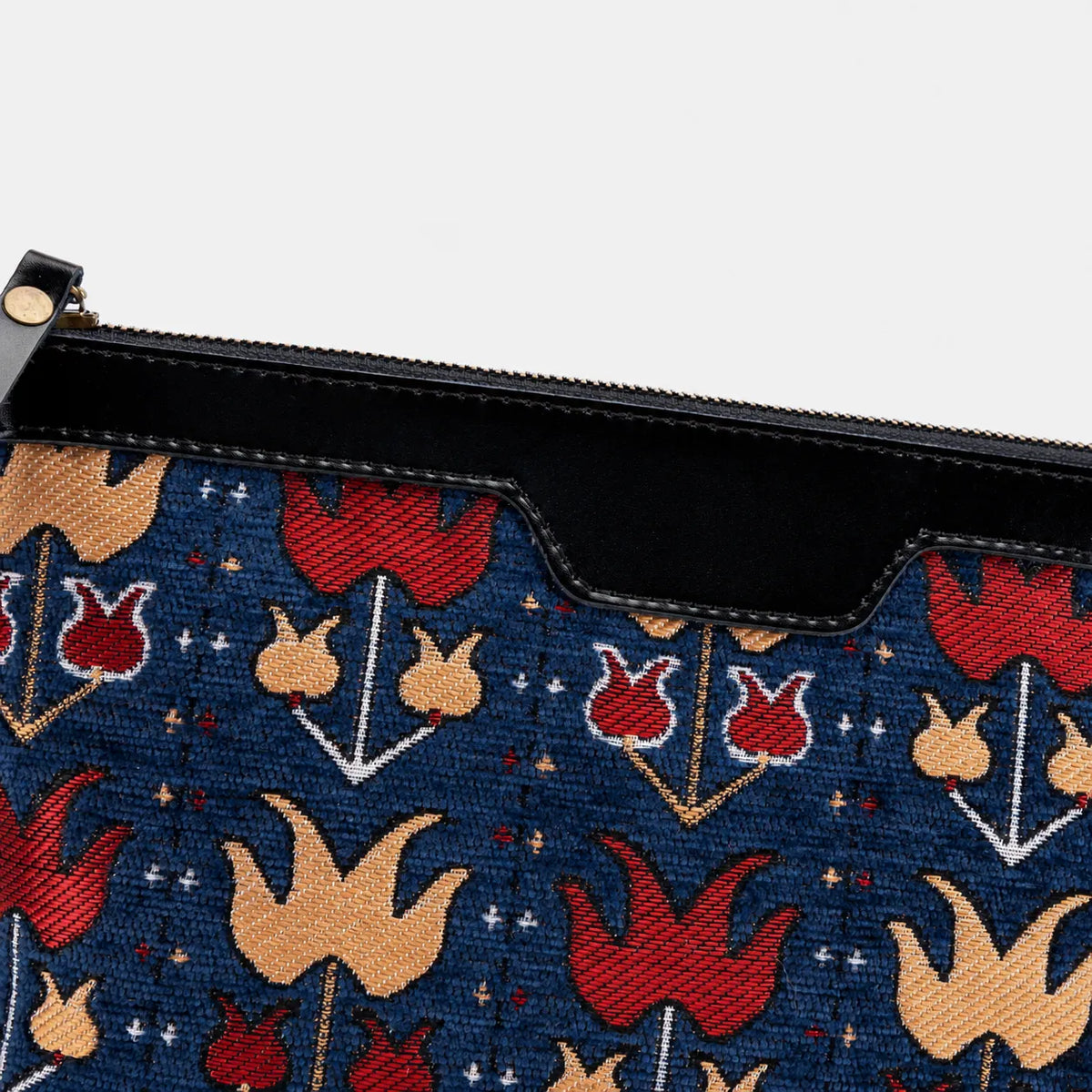 Poppy Bloom Carpet Makeup Bag Carpetbag of America leather part