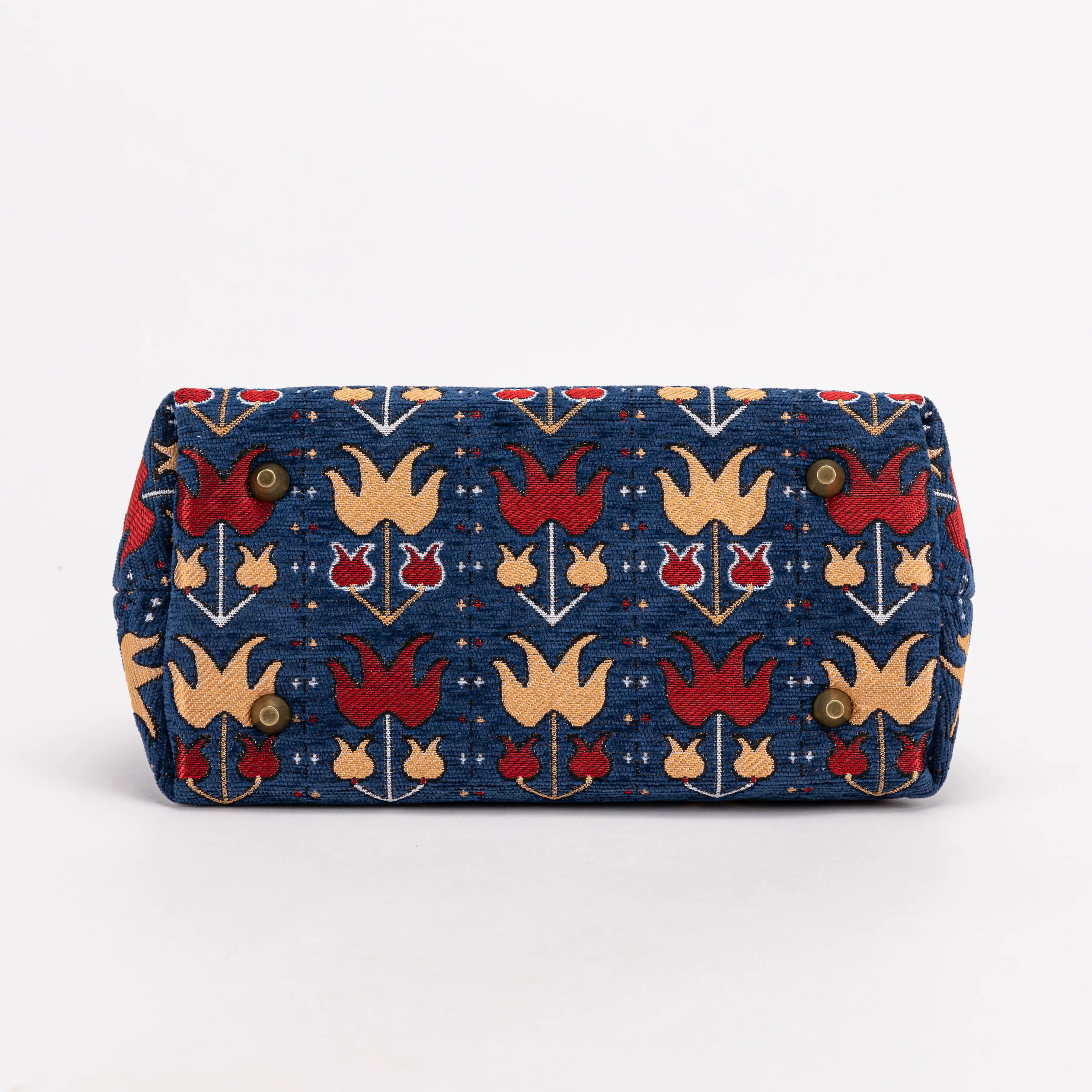 Poppy Bloom Carpet Satchel bottom